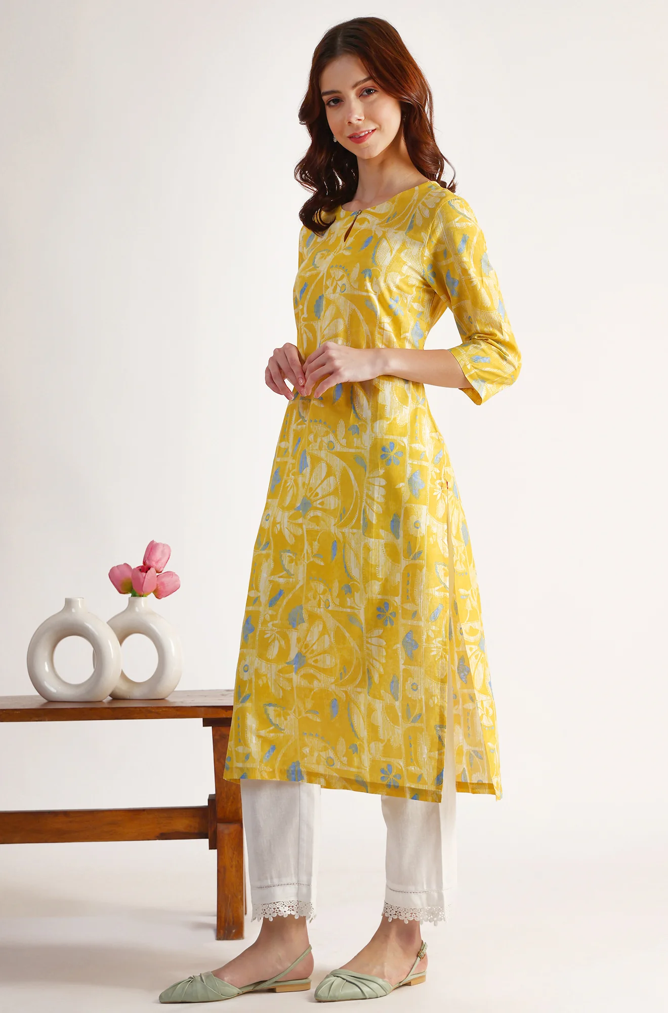 Yellow Floral Printed Straight Pure Cotton Kurta - Image 5