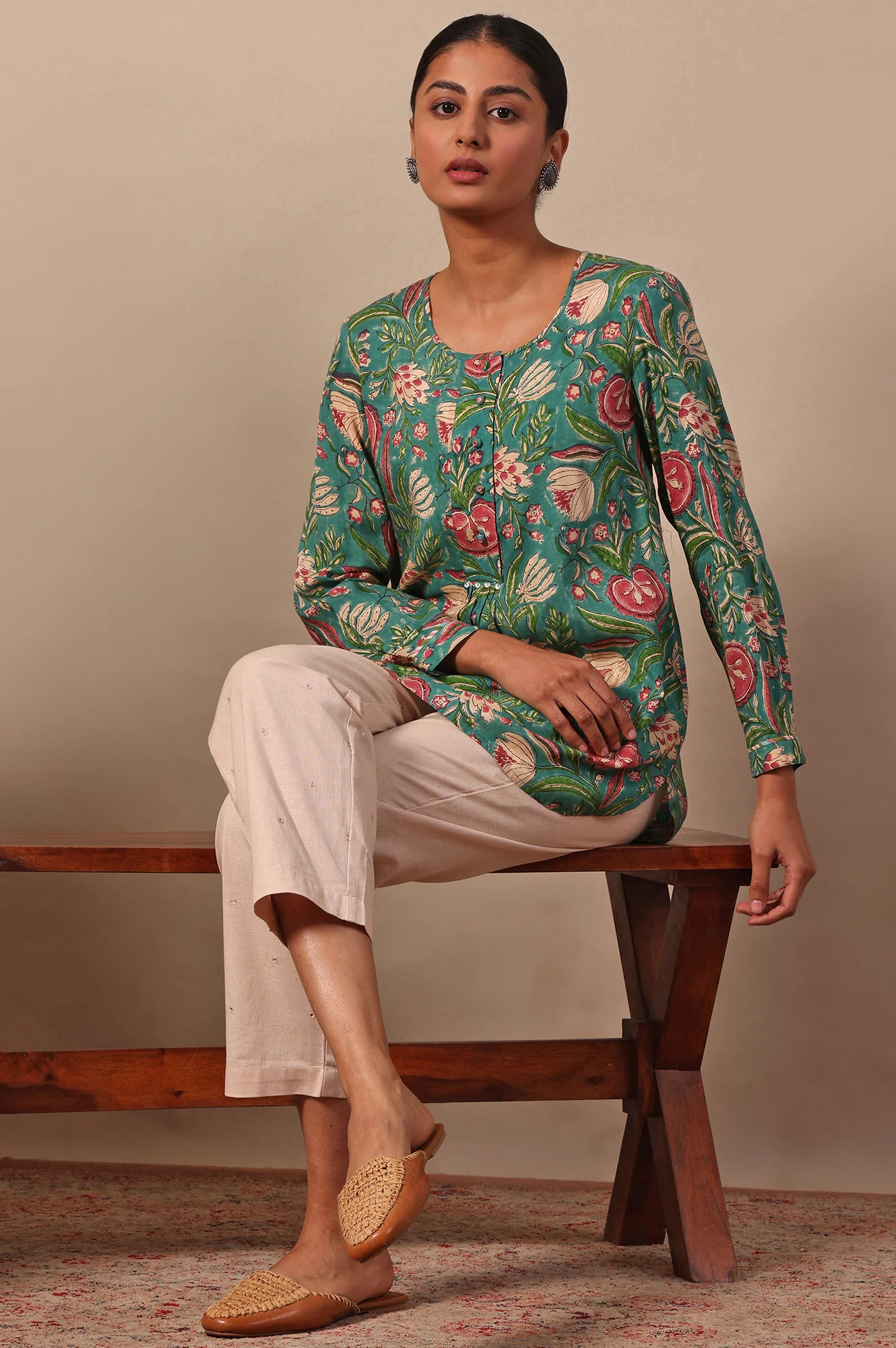 Green Floral Printed Straight Top - Image 2