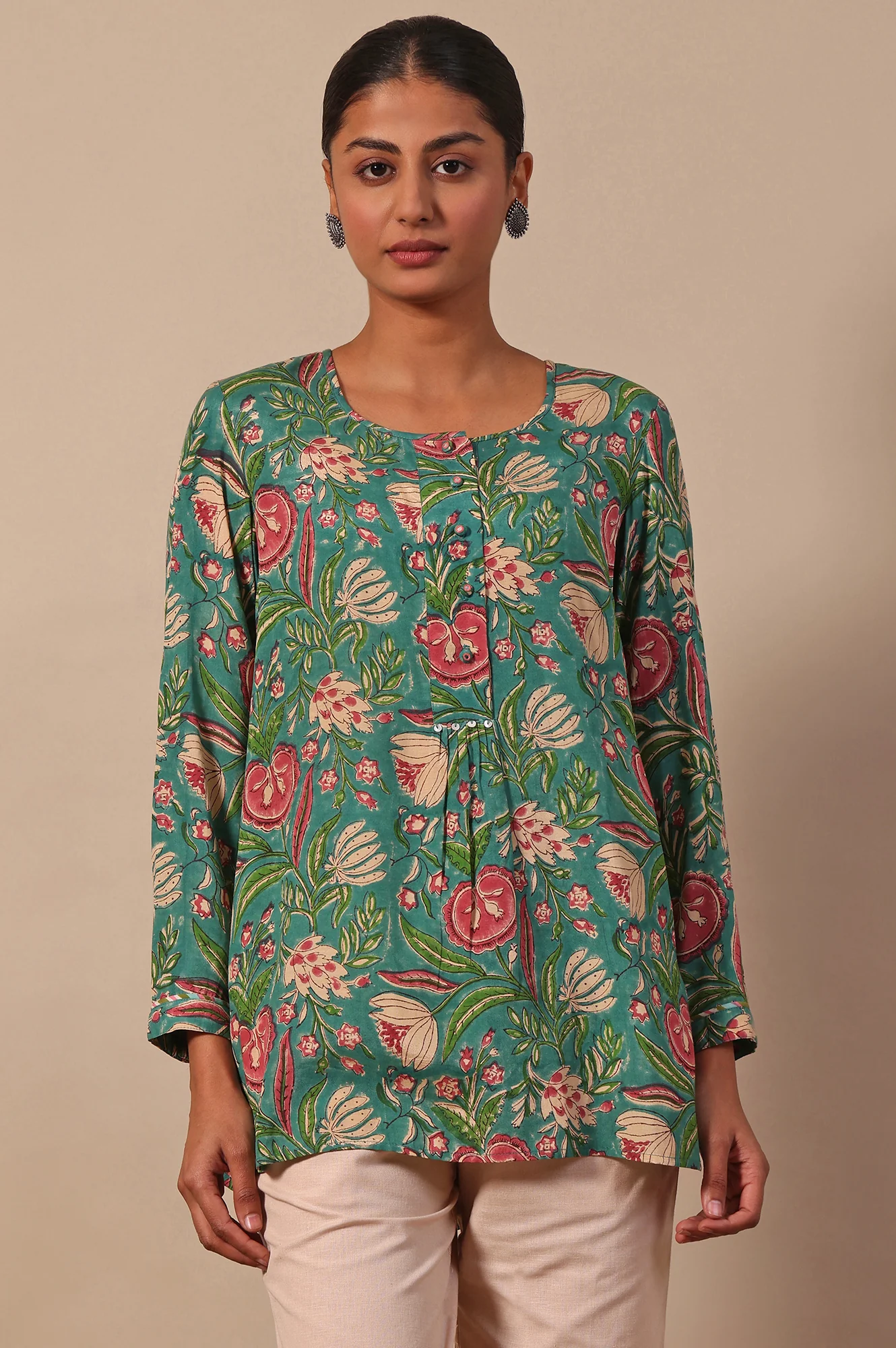 Green Floral Printed Straight Top - Image 3
