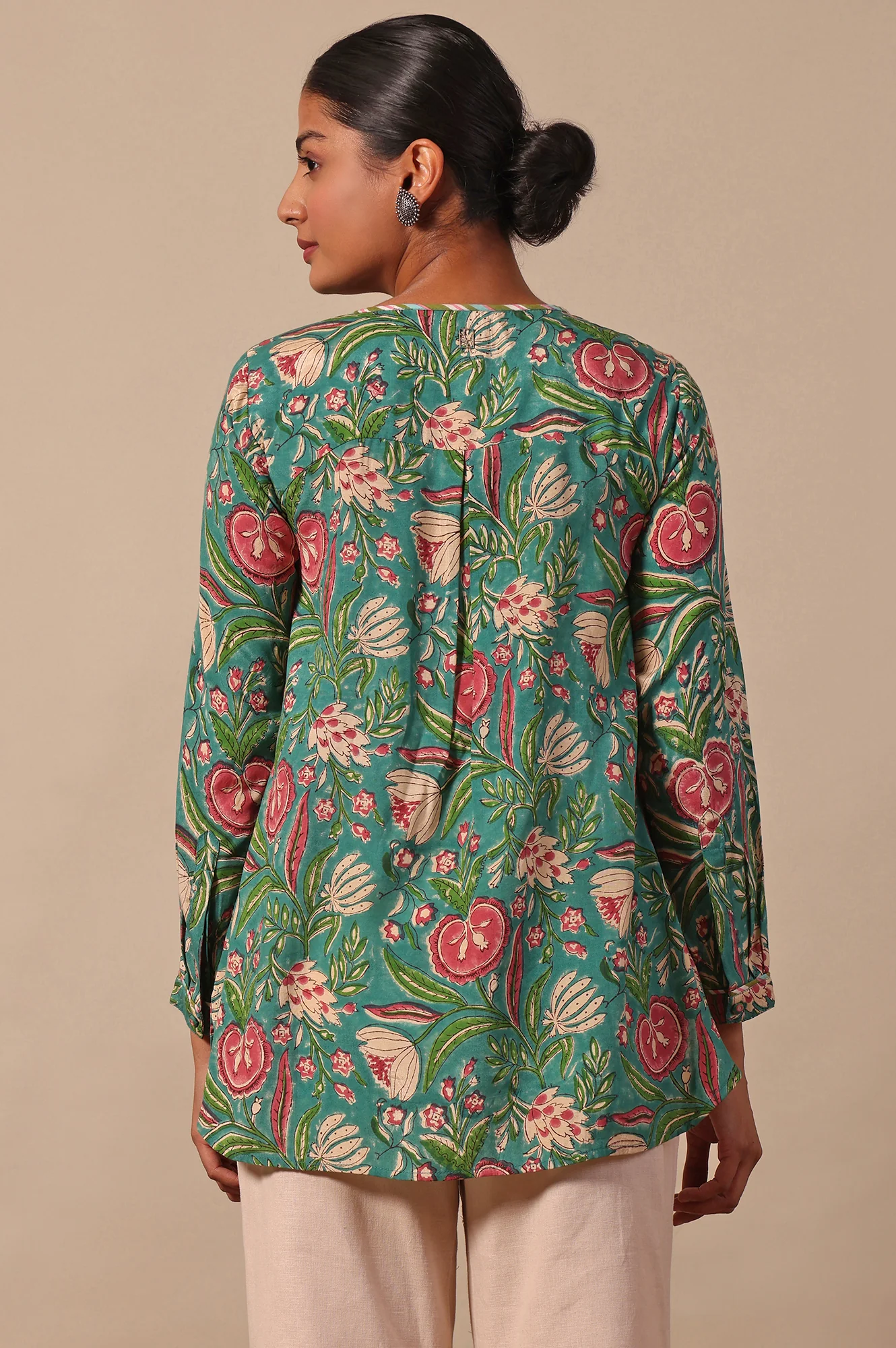 Green Floral Printed Straight Top - Image 6