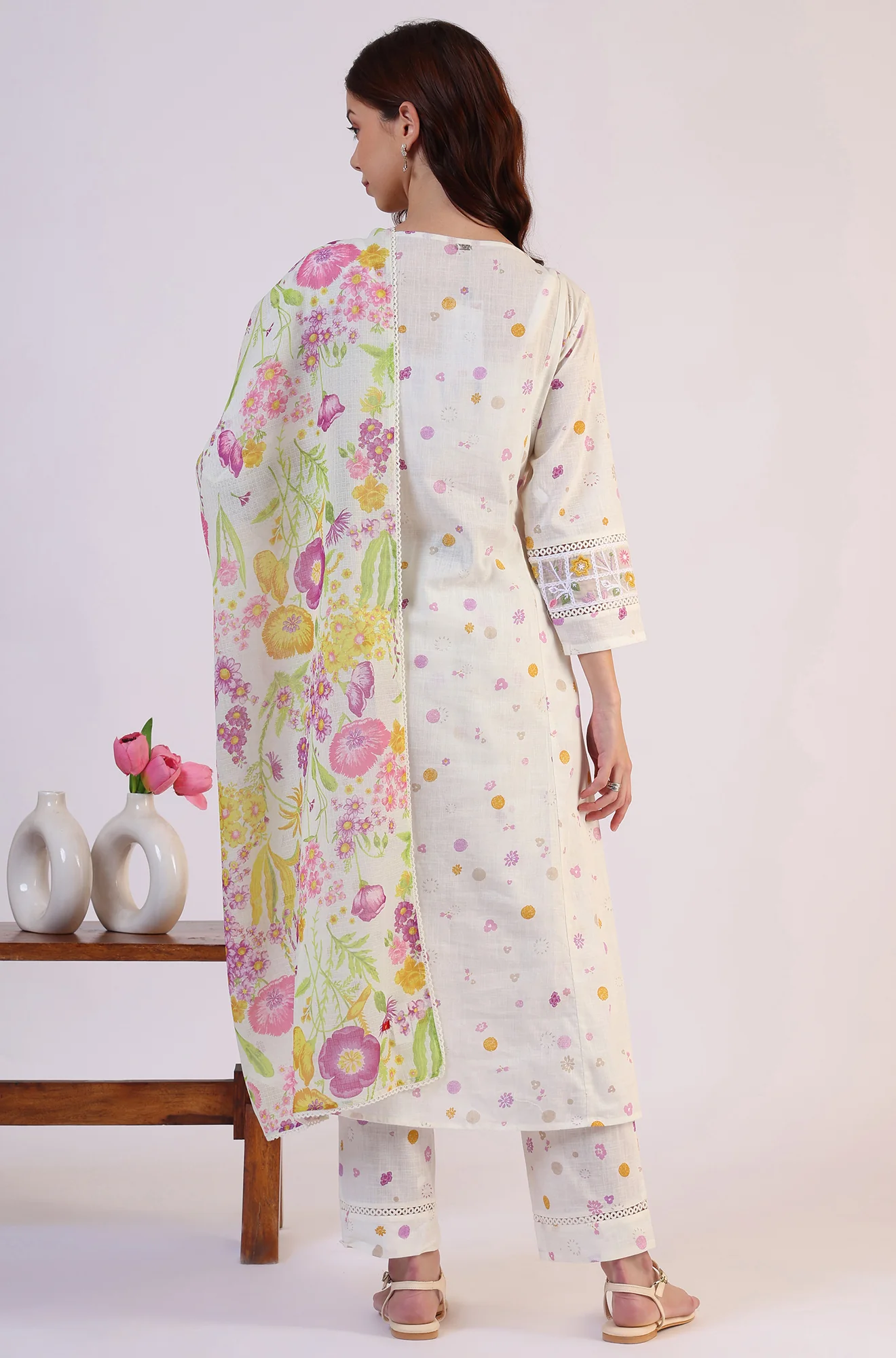 White Floral Printed Thread Work Flared Pure Cotton Kurta & Straight Pant With Dupatta Set - Image 6