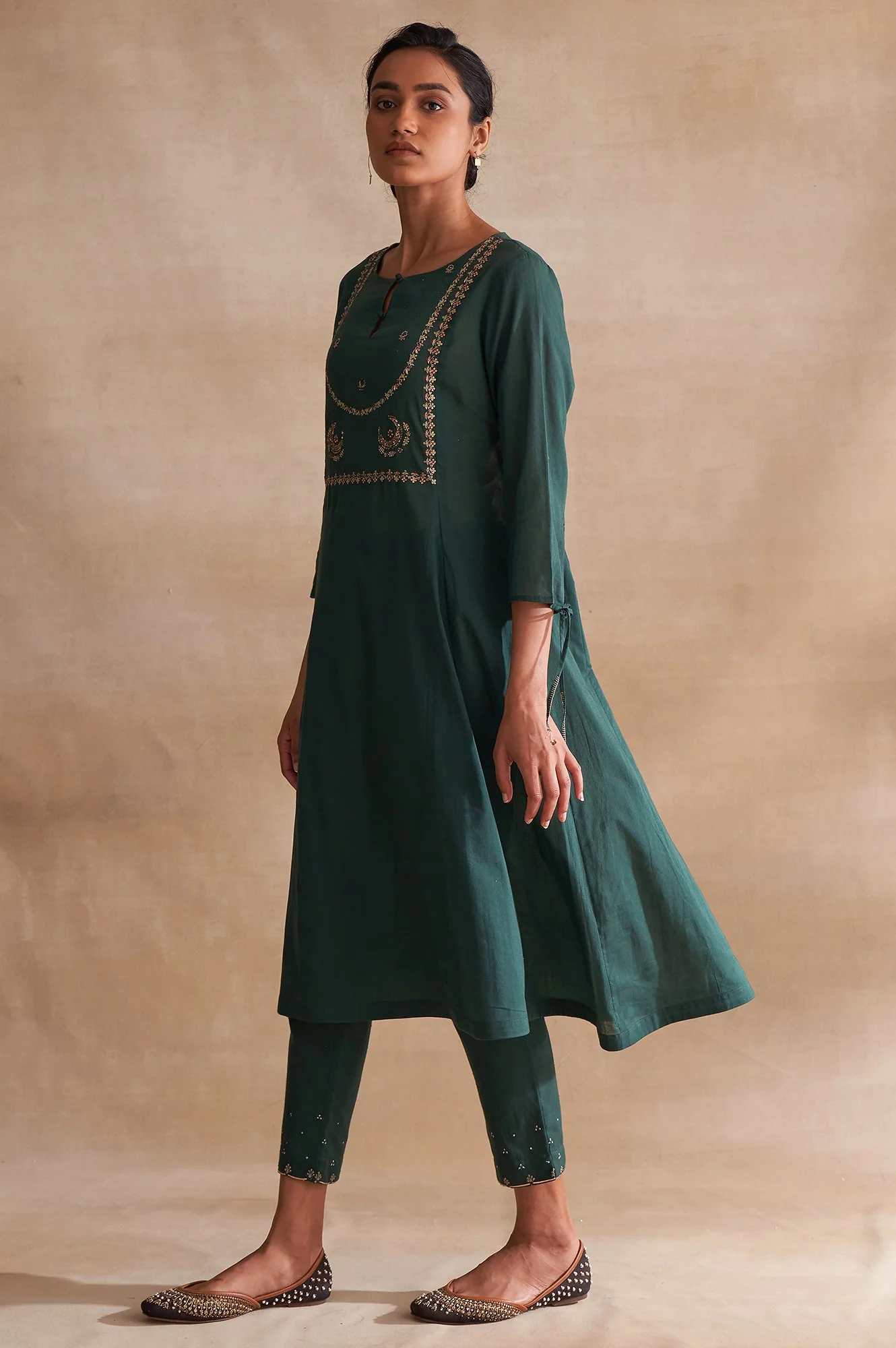 Folksong By W Dark Green Embroidered Voile kurta - Image 3