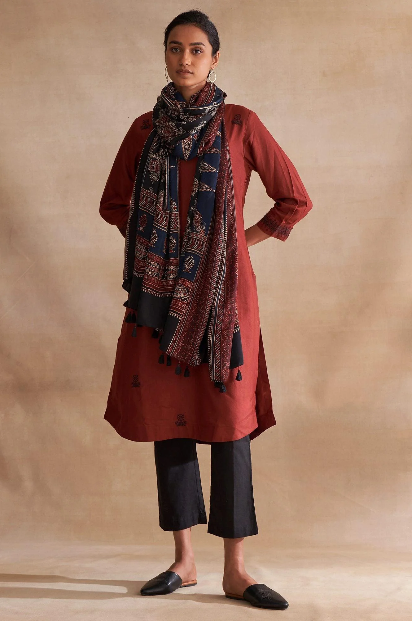 Multicoloured Ajrakh Print Dupatta - Image 3