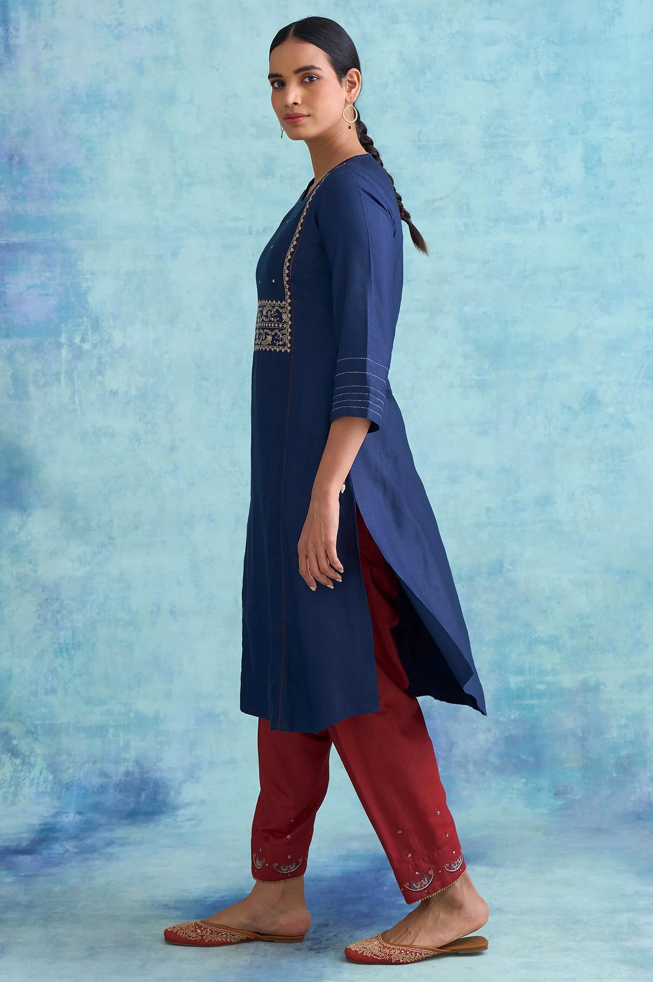 Folksong By W Navy Silk Viscose Tussar Embroidered kurta - Image 3