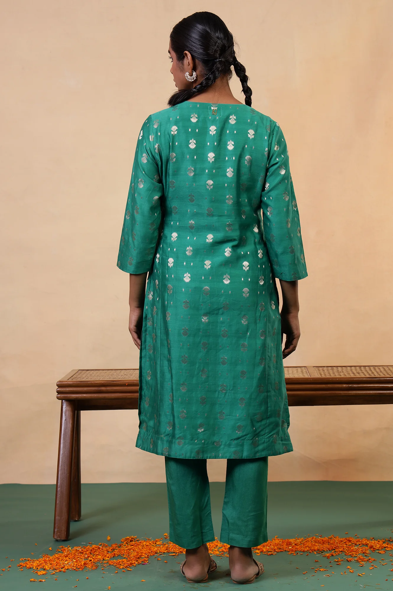 Folksong Emerald Green Ethnic Motif Mukaish Cotton Silk Kurta and Pyjama Set - Image 5