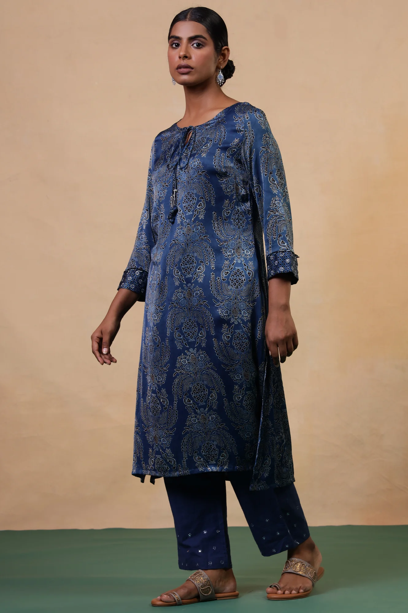 Folksong Indigo Blue Viscose Straight-Fit Floral Ajrakh Print Kurta - Image 6