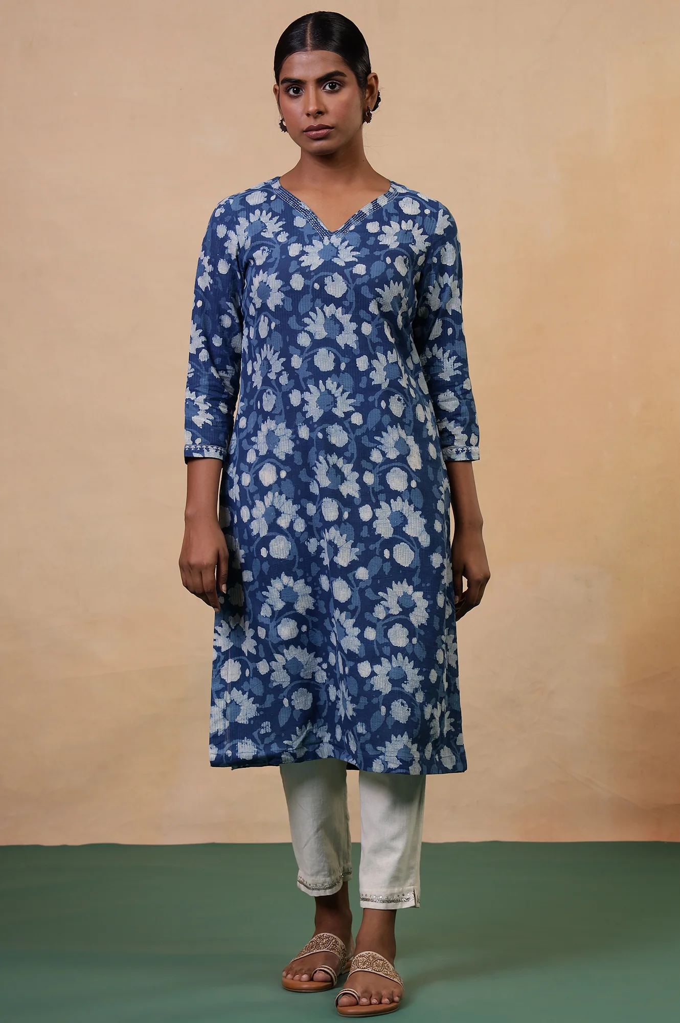 Folksong Indigo Floral Kantha Hand Block Printed Cotton Straight Kurta - Image 2