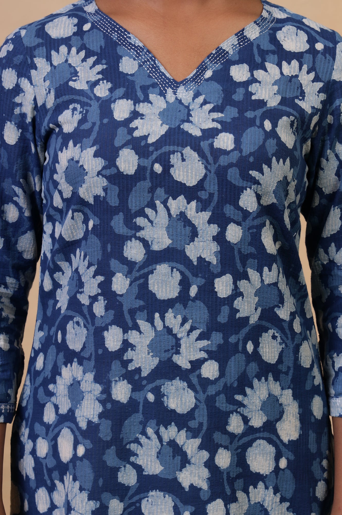 Folksong Indigo Floral Kantha Hand Block Printed Cotton Straight Kurta - Image 3