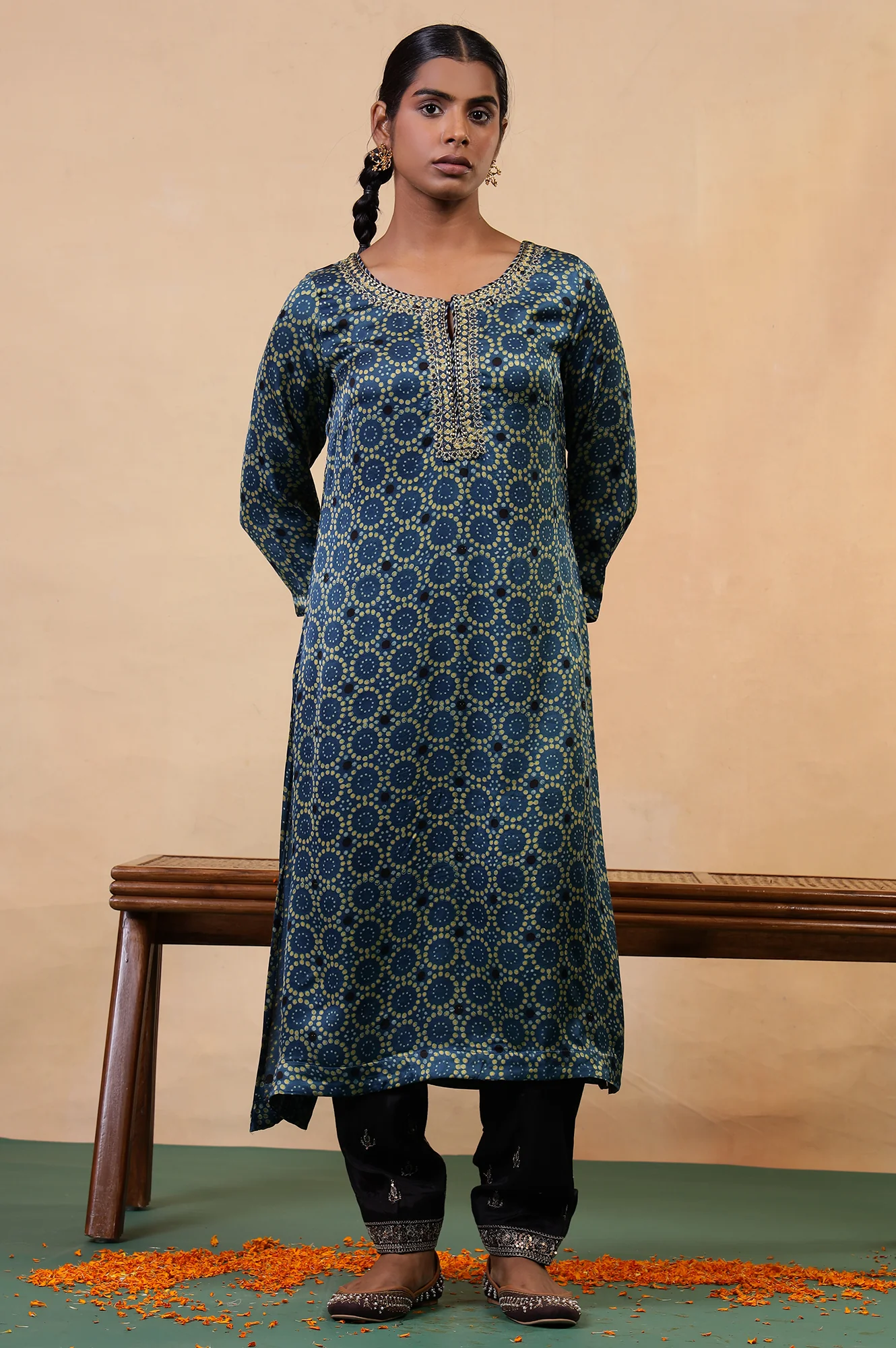 Folksong Indigo Viscose Straight-Fit Geometric Ajrakh Print Kurta - Image 2
