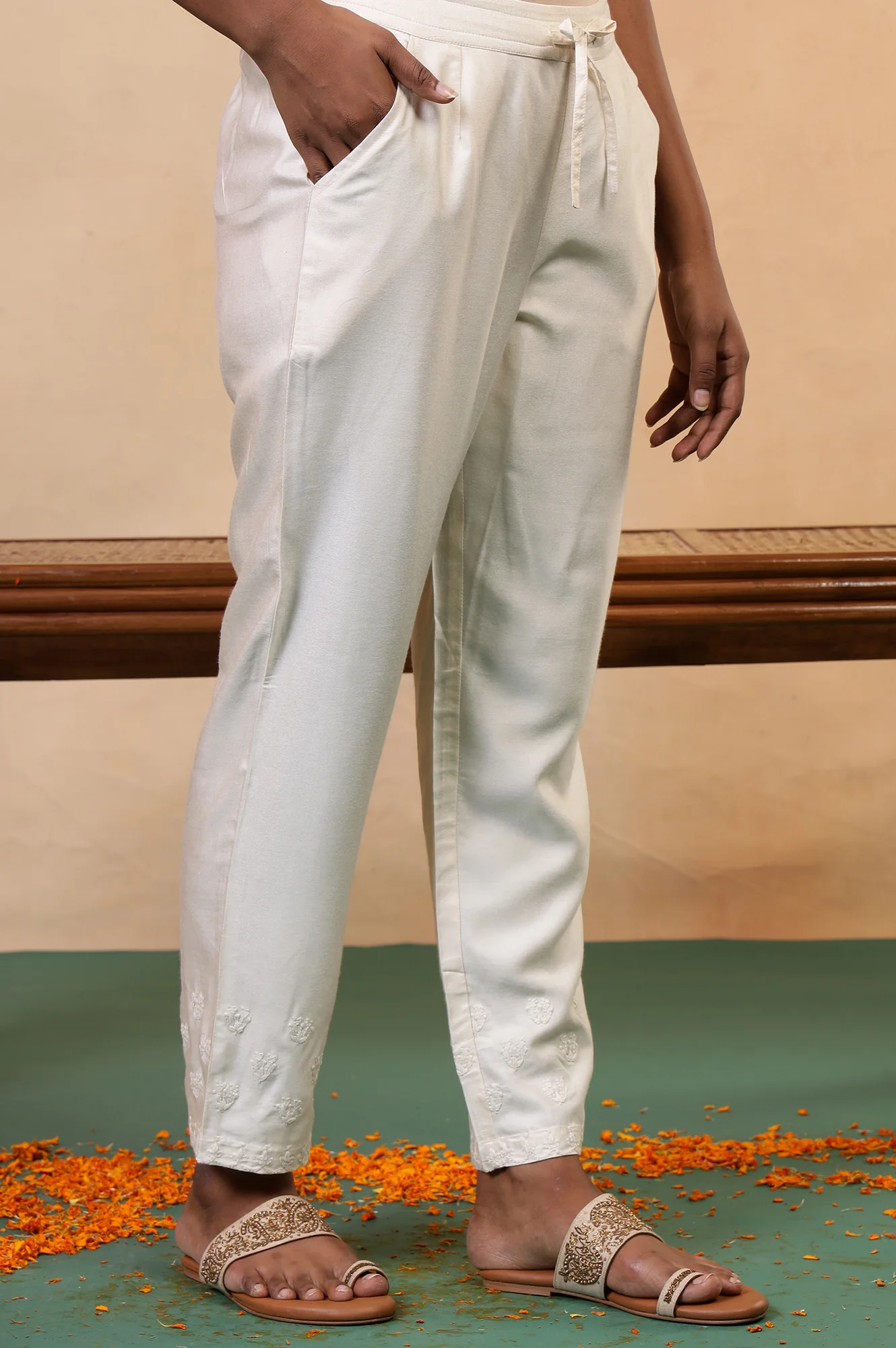 Folksong New Pristine Chikankari Embroidered Viscose Blend Straight Pyjamas - Image 2