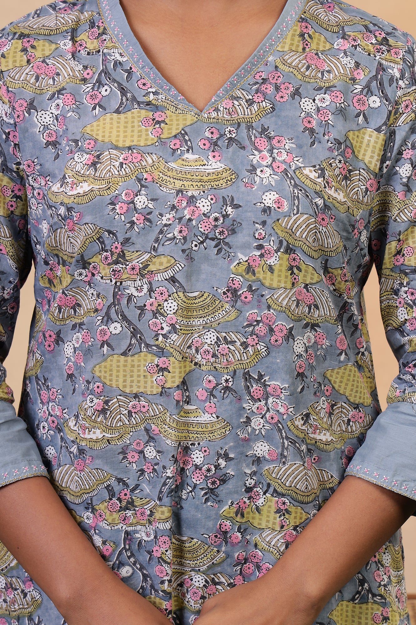 Folksong Opal Blue Cotton Straight-Fit Floral Hand Block Printed Kurta - Image 3
