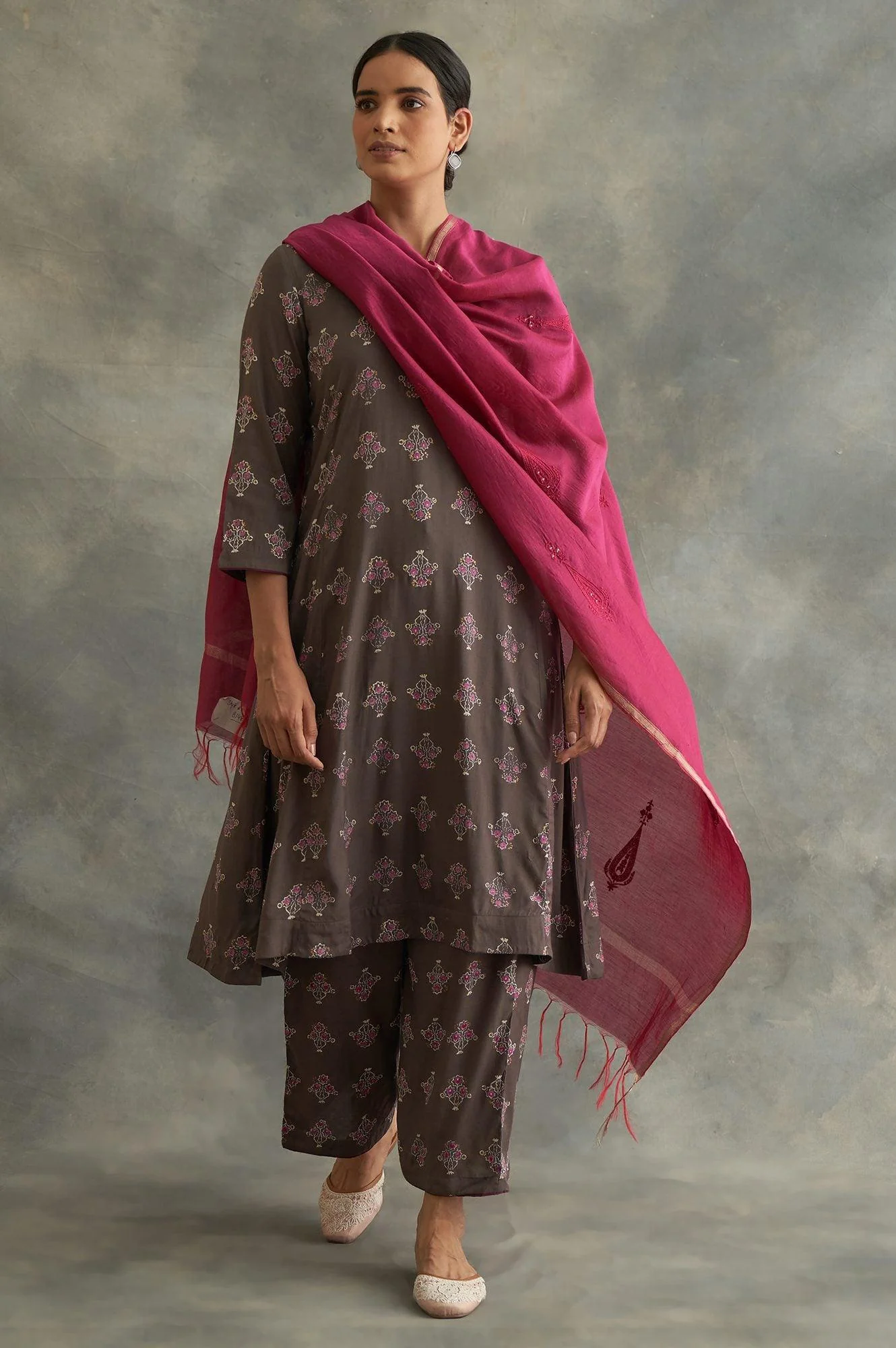 Fuchsia Solid Cotton Silk Drape - Image 3