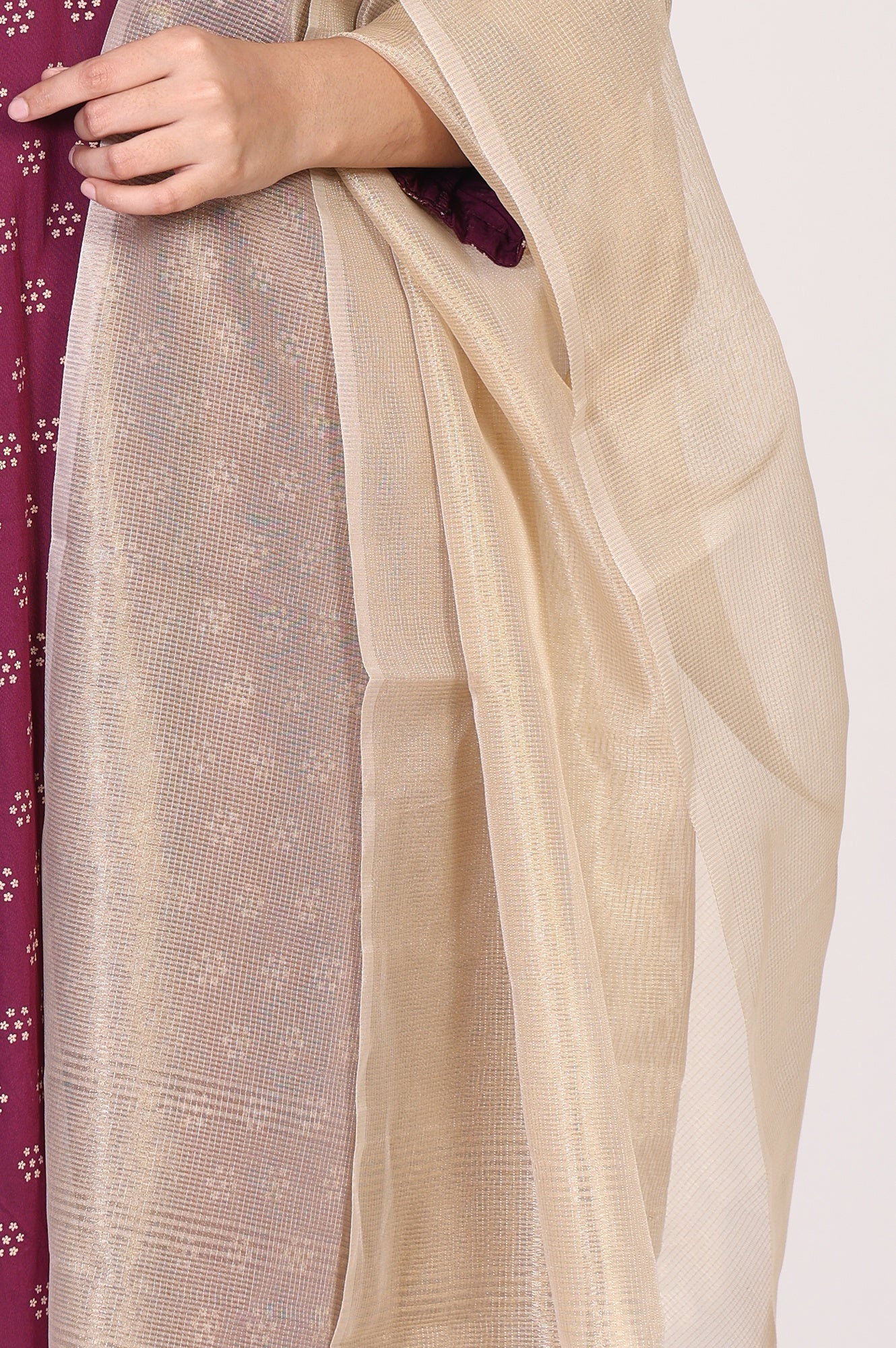Gold Self-design Solid Zari Work Tissue Dupatta - Image 3