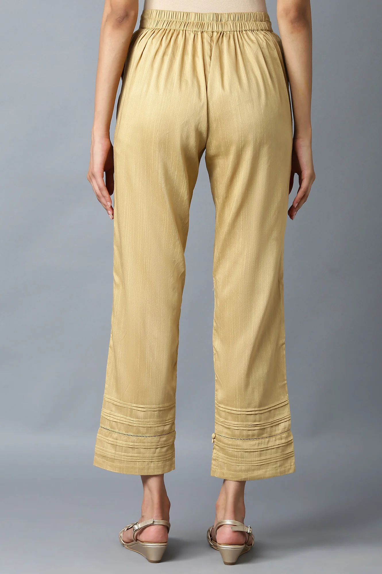 Elleven Women's Gold Solid Straight Fit Ankle Length Mid Rise Trousers - Image 2