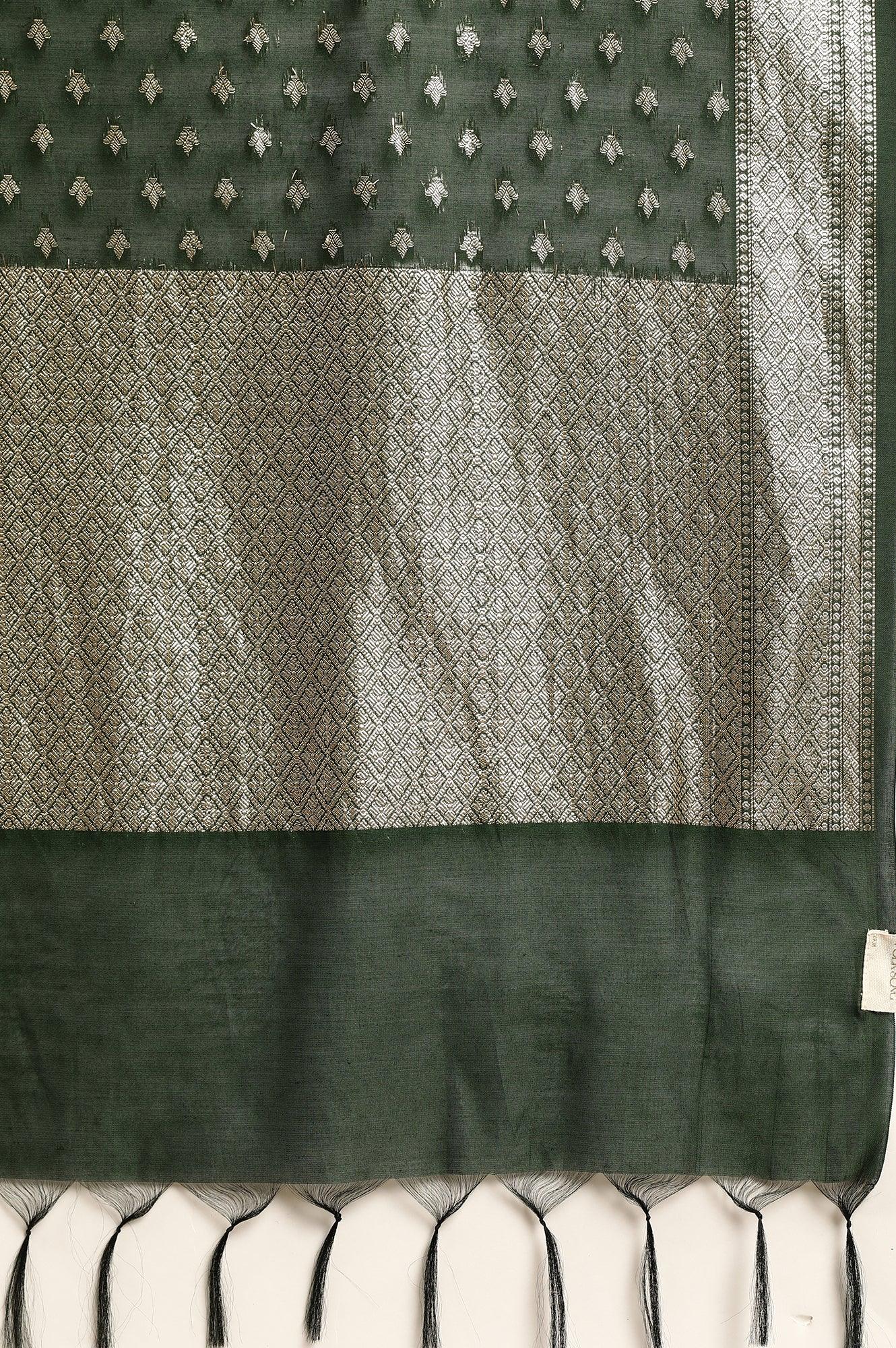 Green And Gold Jacquard Drape - Image 3
