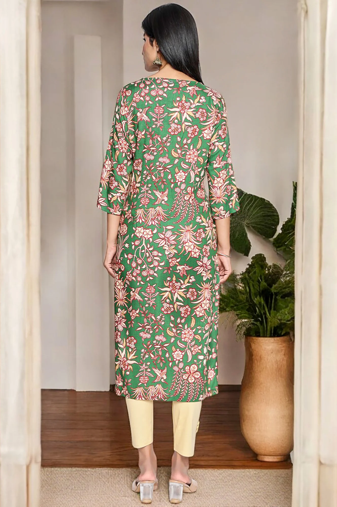 Green Botanical Print Thread Work Straight Rayon Kurta - Image 5