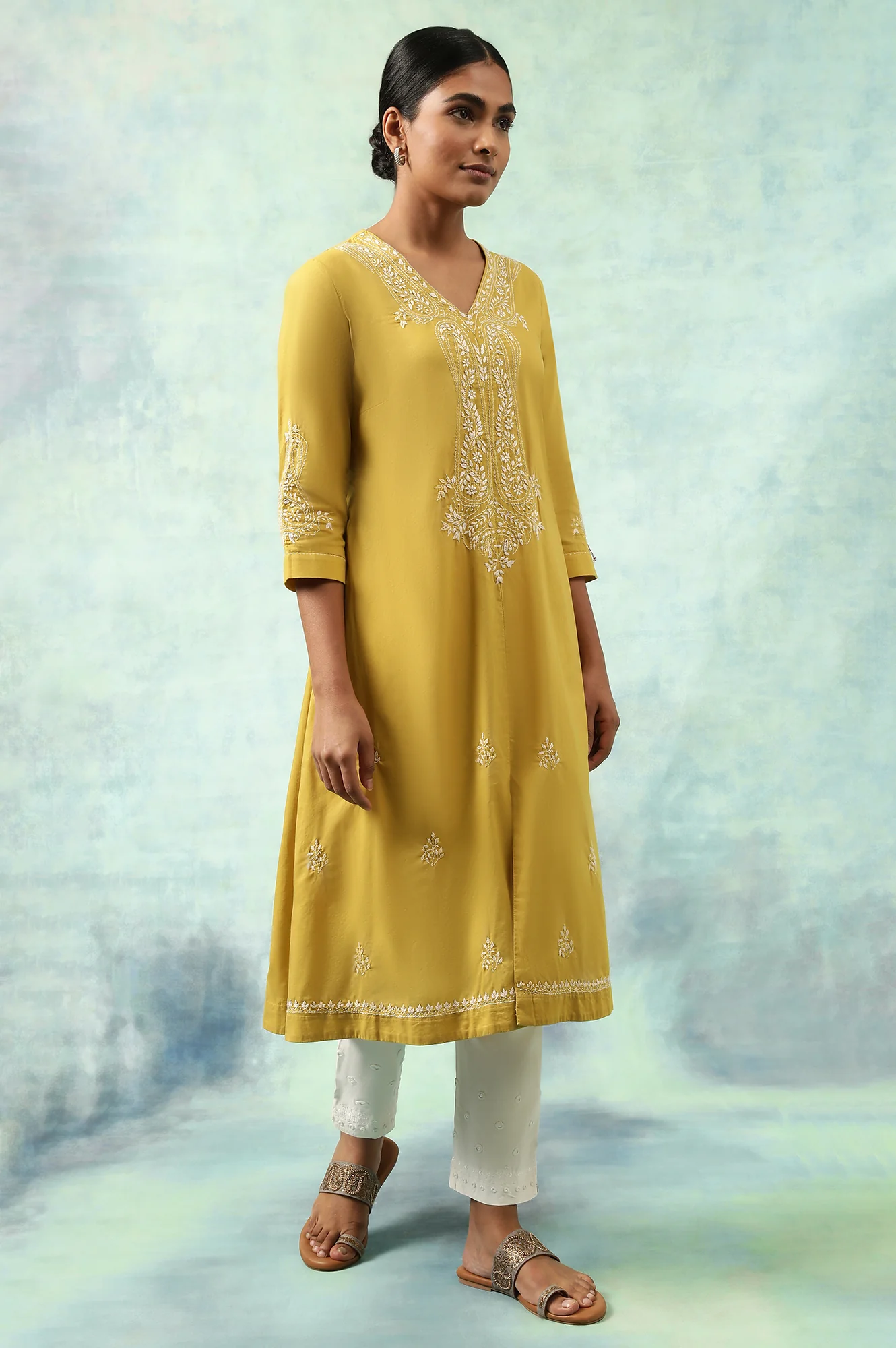 Green Cotton Voile Chikankari kurta - Image 4