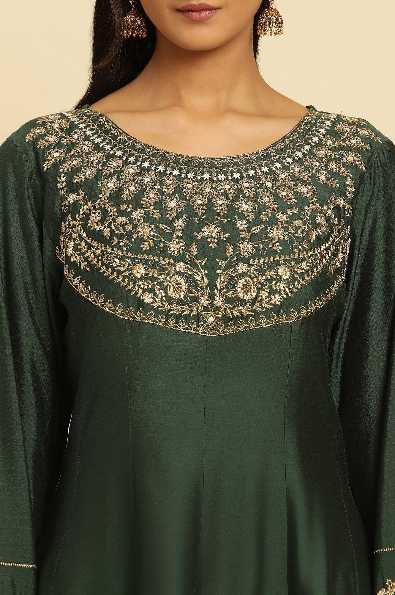 Green Embroidered Flared Kurta - Image 6