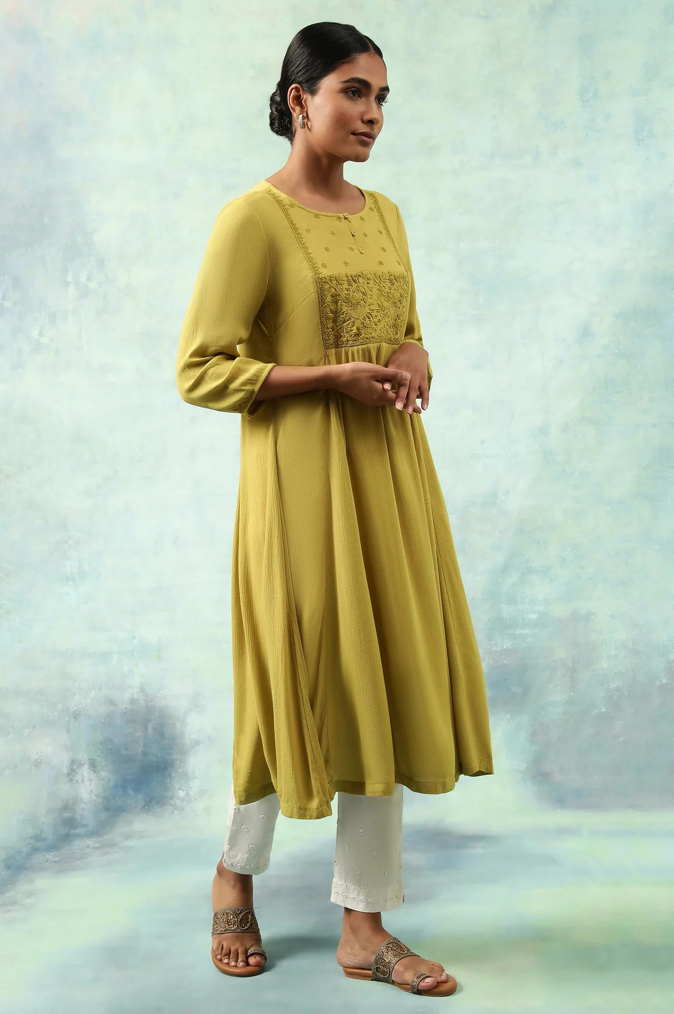 Green Flared Chikankari kurta In Rayon Crepe - Image 4