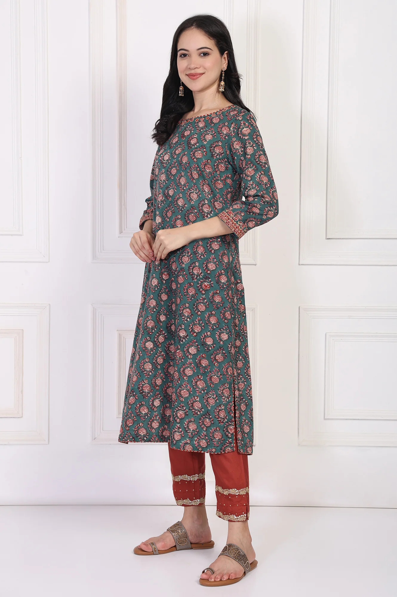 Green Floral Block Printed Embroidered A-Line Cotton Kurta - Image 4