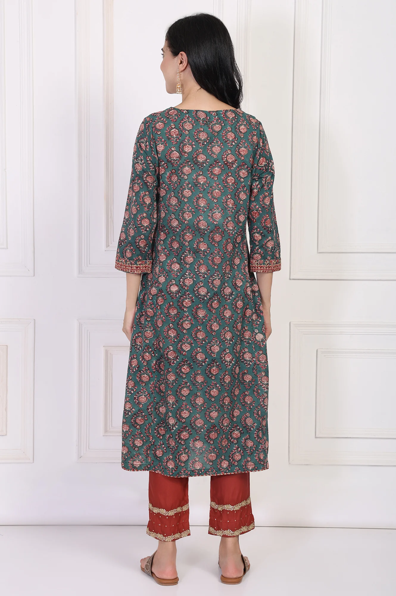 Green Floral Block Printed Embroidered A-Line Cotton Kurta - Image 5