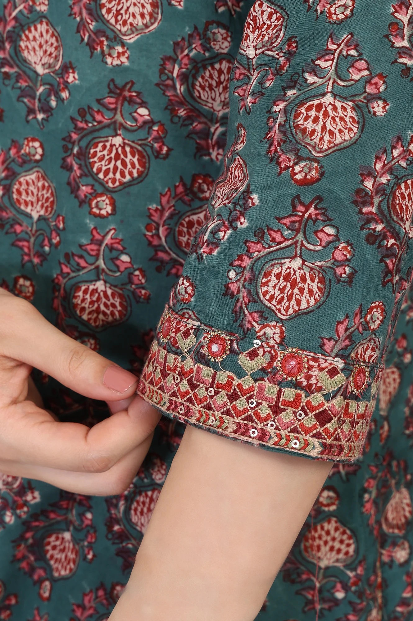 Green Floral Block Printed Embroidered A-Line Cotton Kurta - Image 7