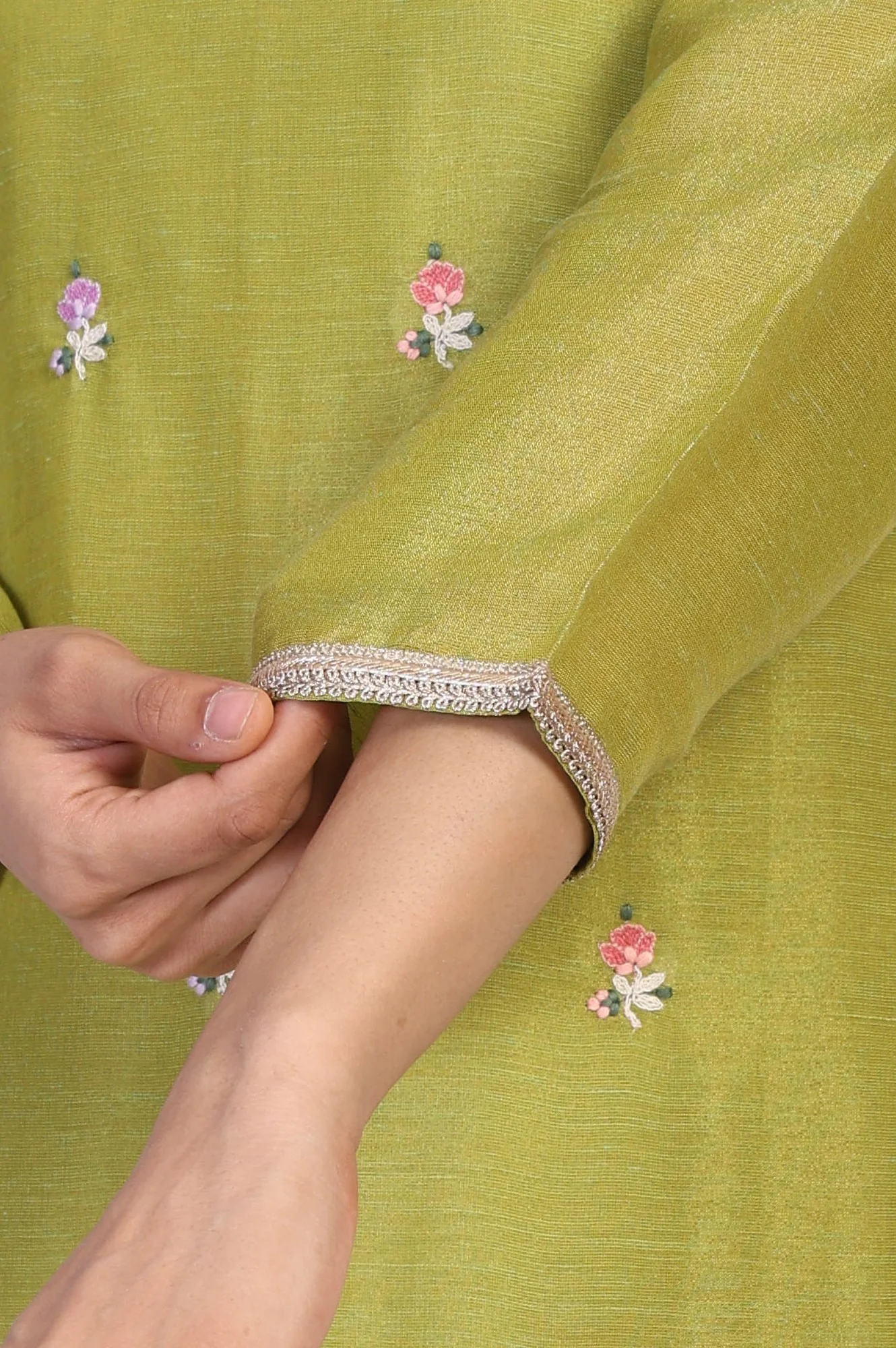 Green Floral Embroidered A-Line Tissue Kurta with Straight Pant and Dupatta Set - Image 8