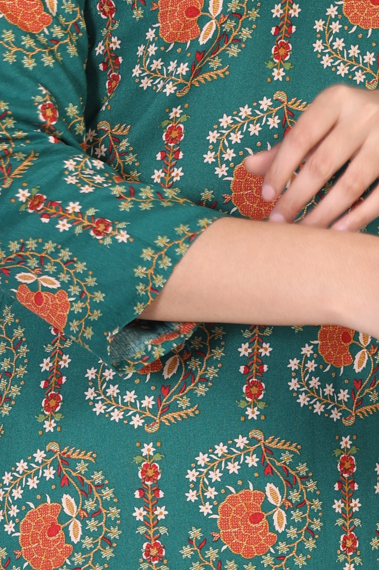 Green Floral Printed Straight Rayon Kurta with Trouser and Dupatta Set - Image 6
