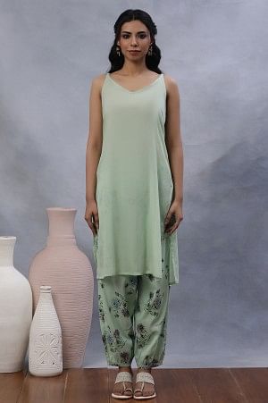 Green Floral Printed A-Line Kurta, Pants and Dupatta Set - Image 6