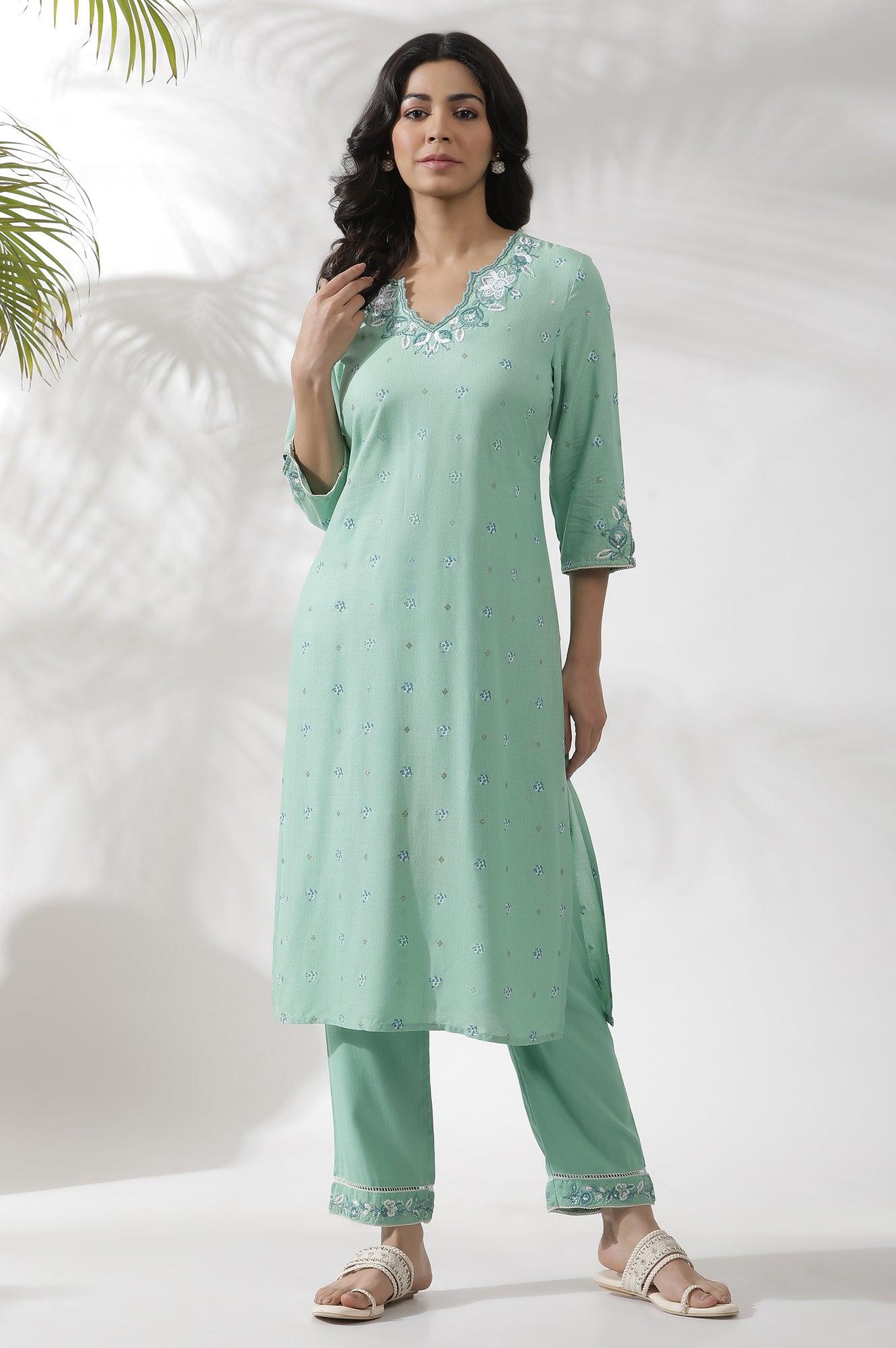 Green Floral Printed And Embroidered Kurta - Image 2