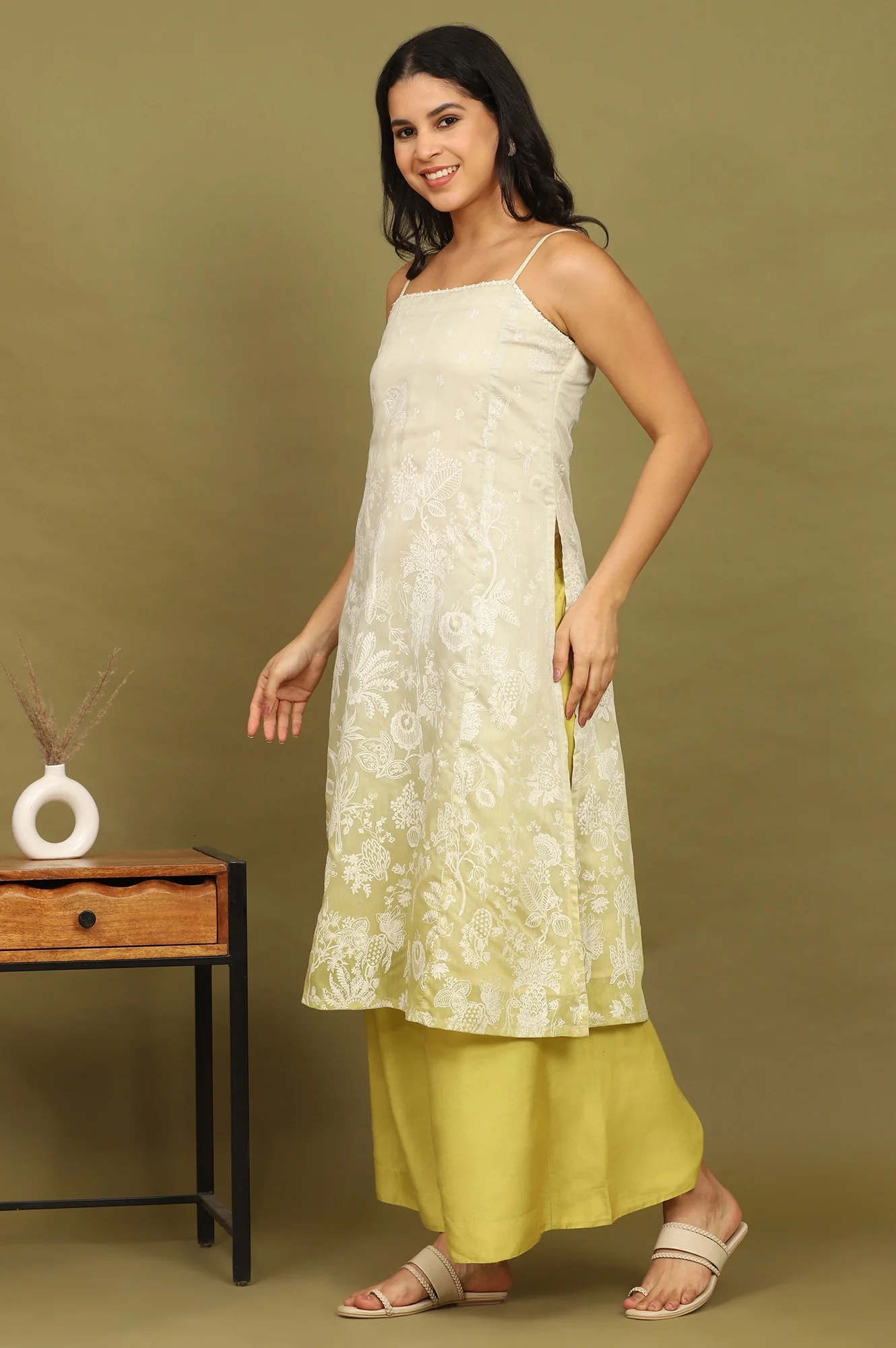 Green Floral Printed Chanderi Spaghetti Straight Kurta, Pants and Dupatta Set - Image 5