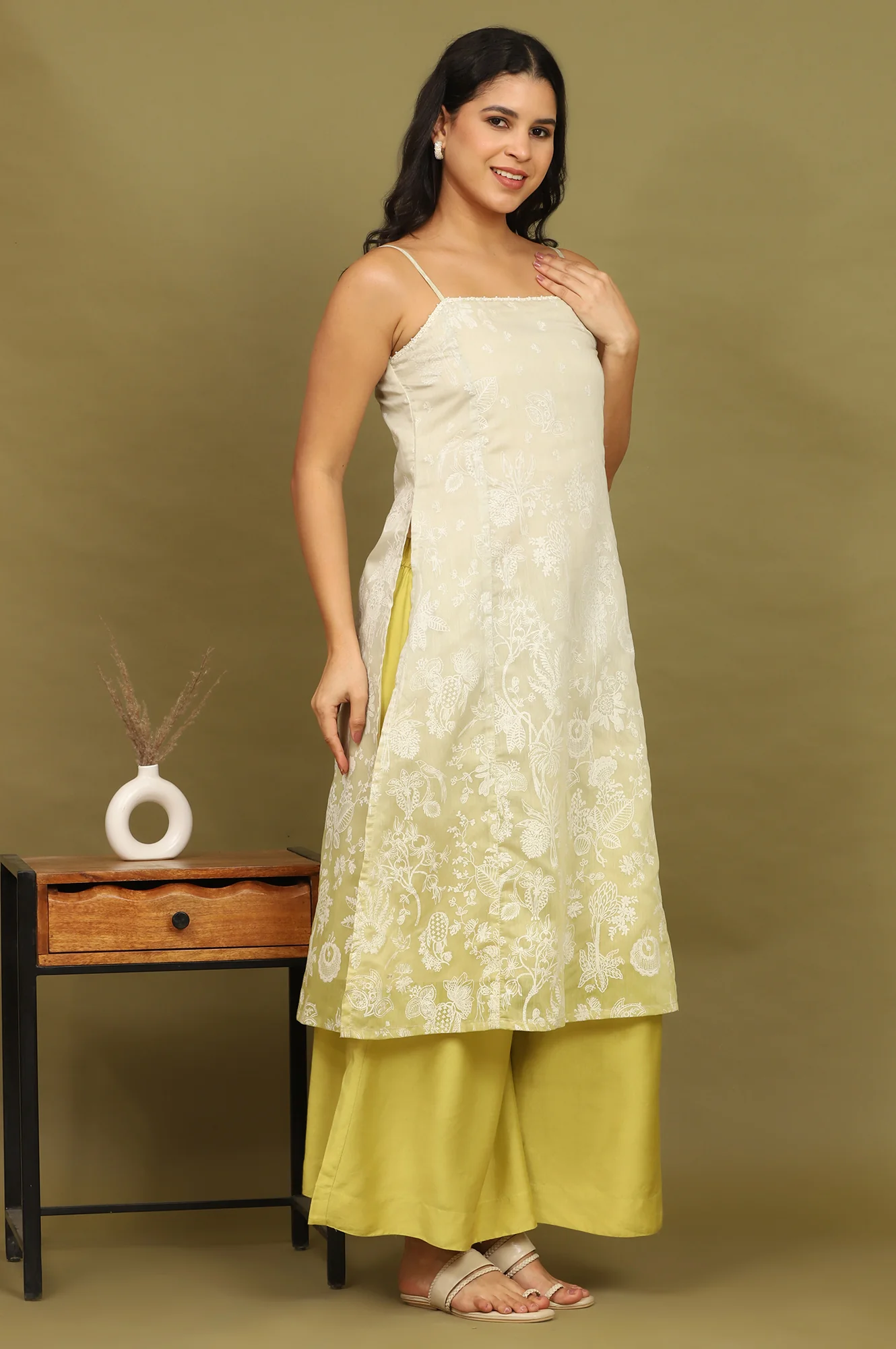 Green Floral Printed Chanderi Spaghetti Straight Kurta, Pants and Dupatta Set - Image 7
