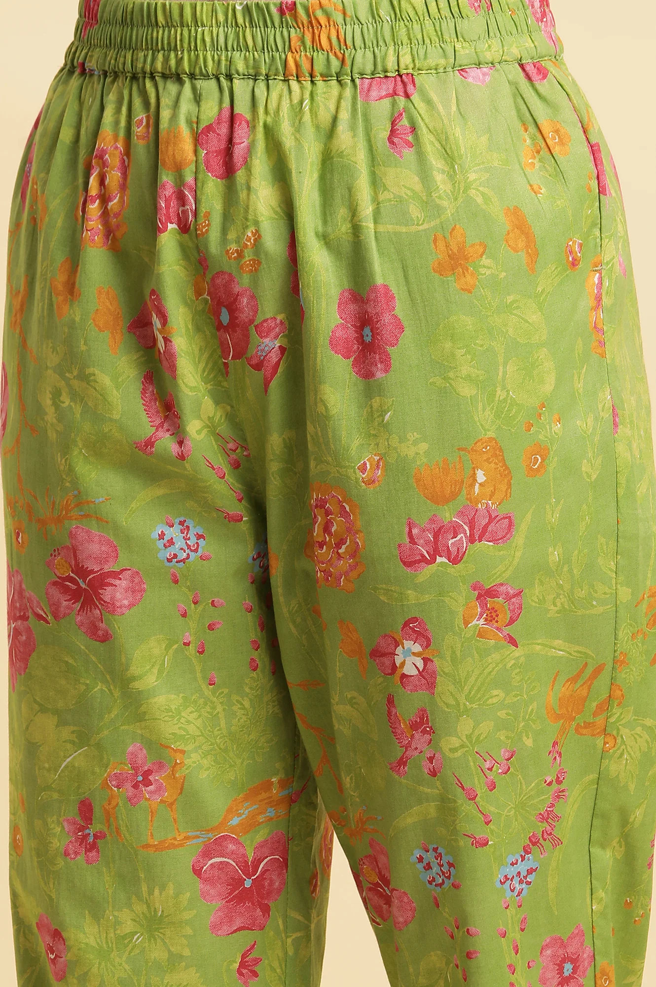 Green Floral Printed Kurta, Pants and Dupatta Set - Image 9