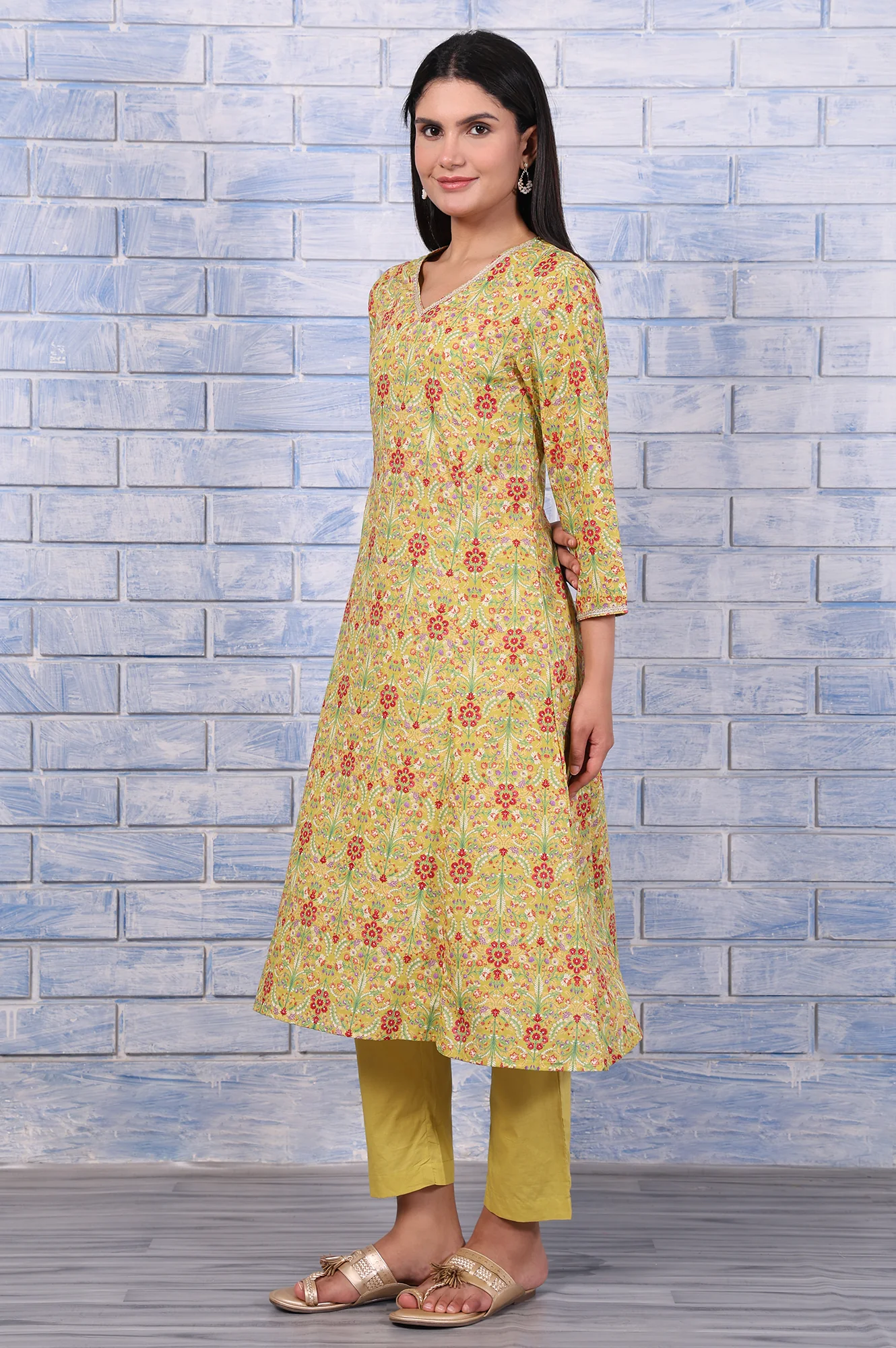 Green Floral Printed Lace Pure Cotton Flared Kurta, Straight Pant And Dupatta Set - Image 4