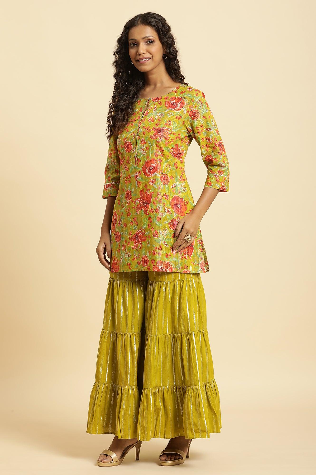 Green Floral Printed Short Kurta, Sharara And Dupatta Set - Image 3