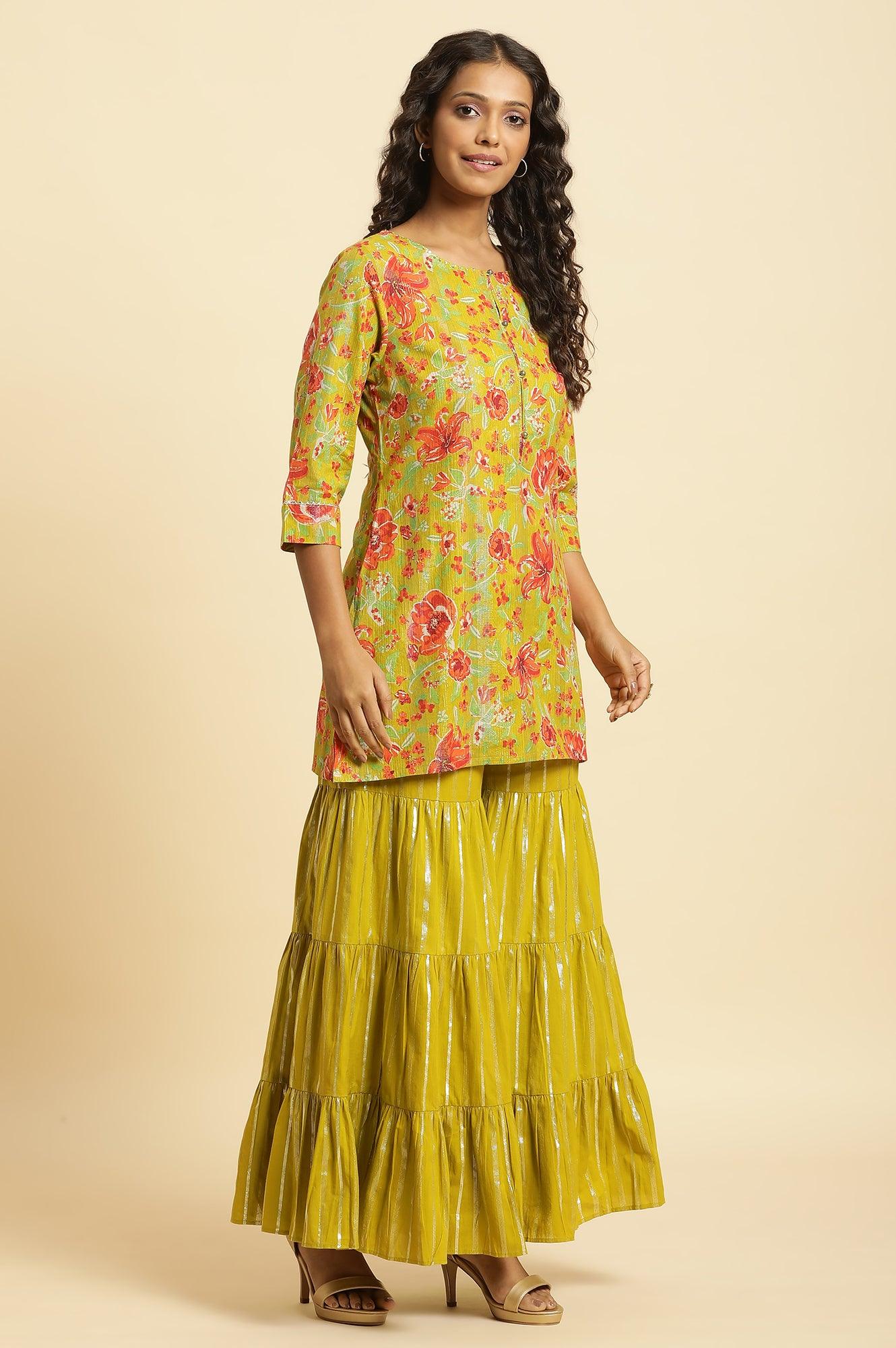 Green Floral Printed Short Kurta, Sharara And Dupatta Set - Image 5