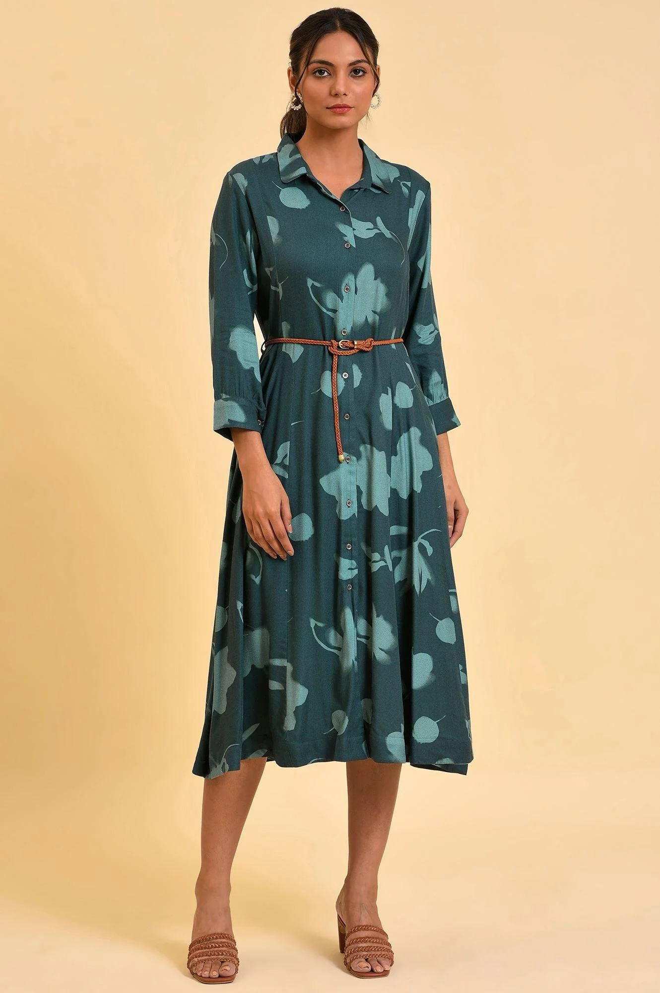 Green Floral Printed Western Dress With Belt - Image 6