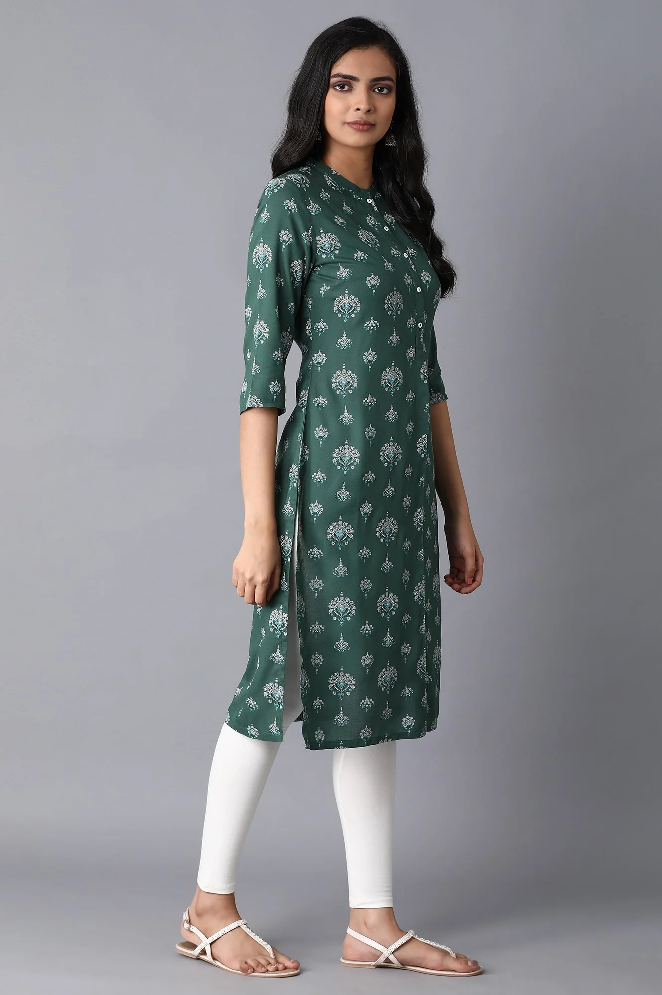 Green Floral Straight Rayon Kurta - Image 4
