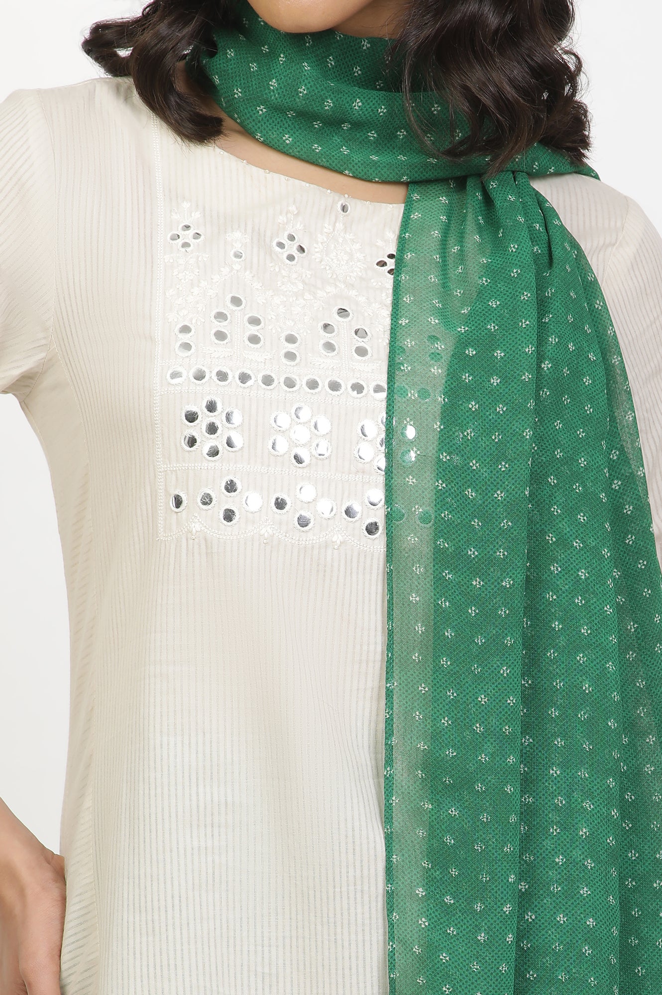 Green Geometrical Printed Straight Pants - Image 4