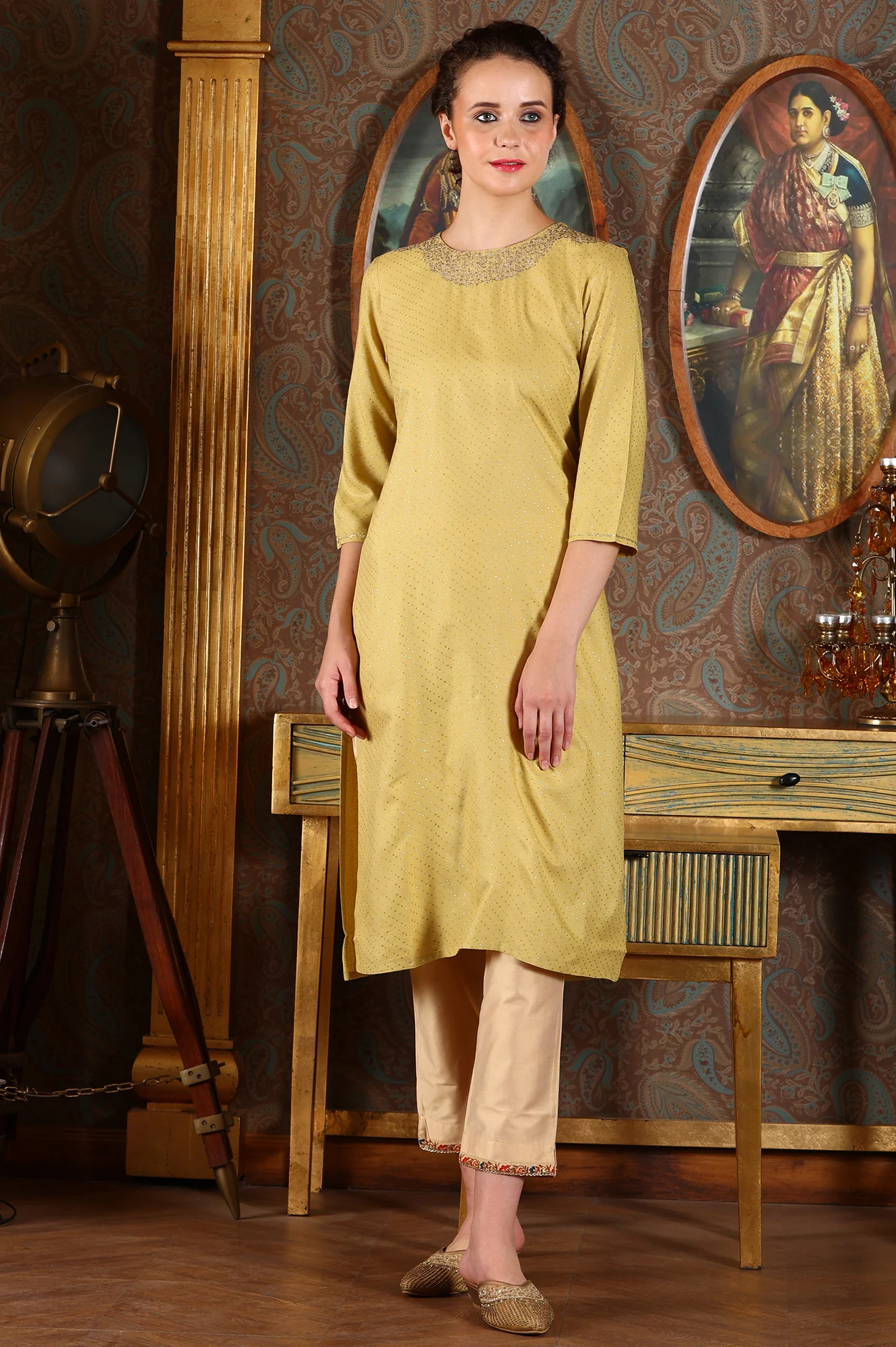 Green Glitter Dot Printed Straight Shantung Kurta With Embroidered Neck - Image 2