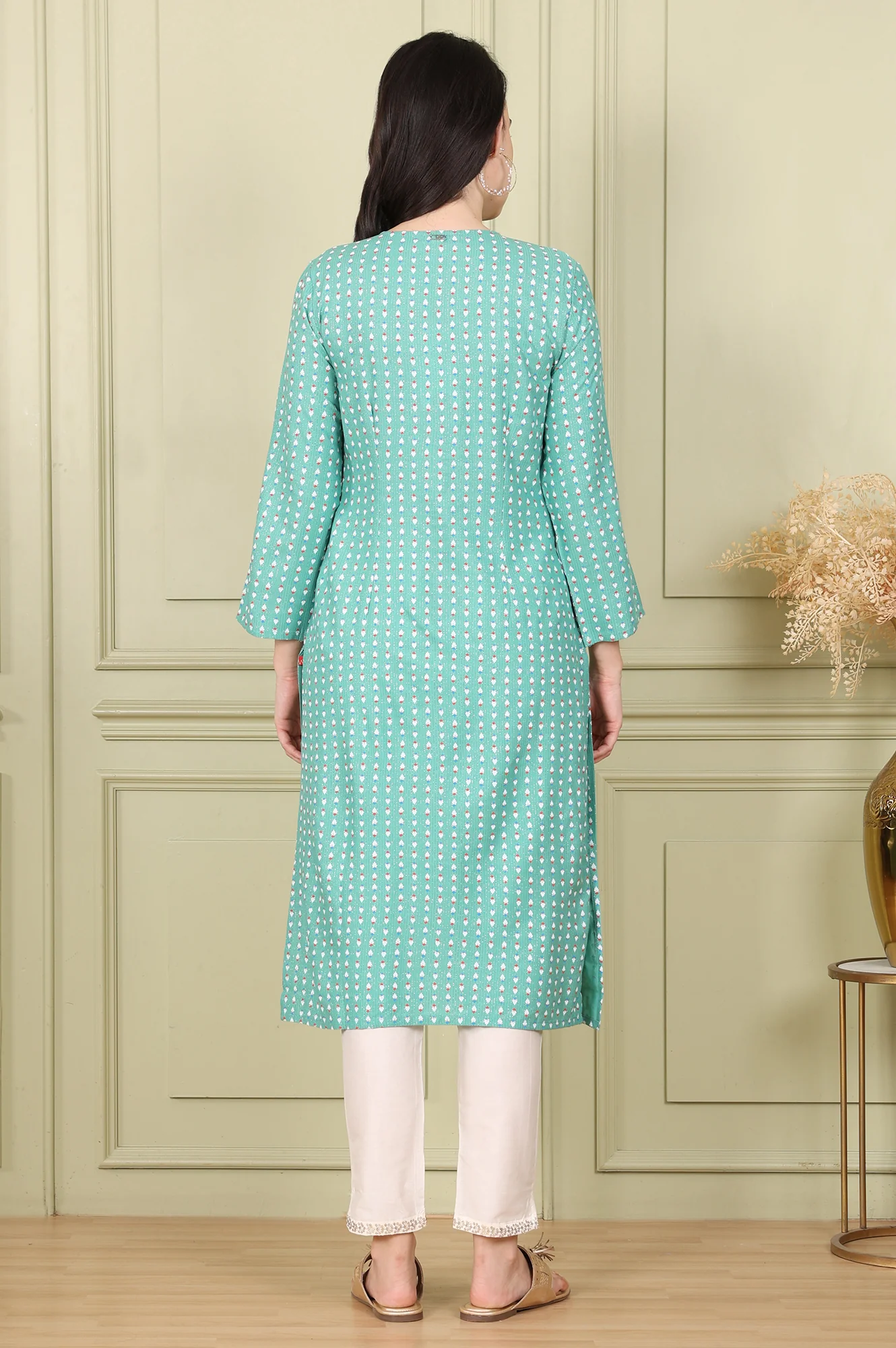 Green Glitter Geometric Printed Rayon Straight Kurta - Image 5