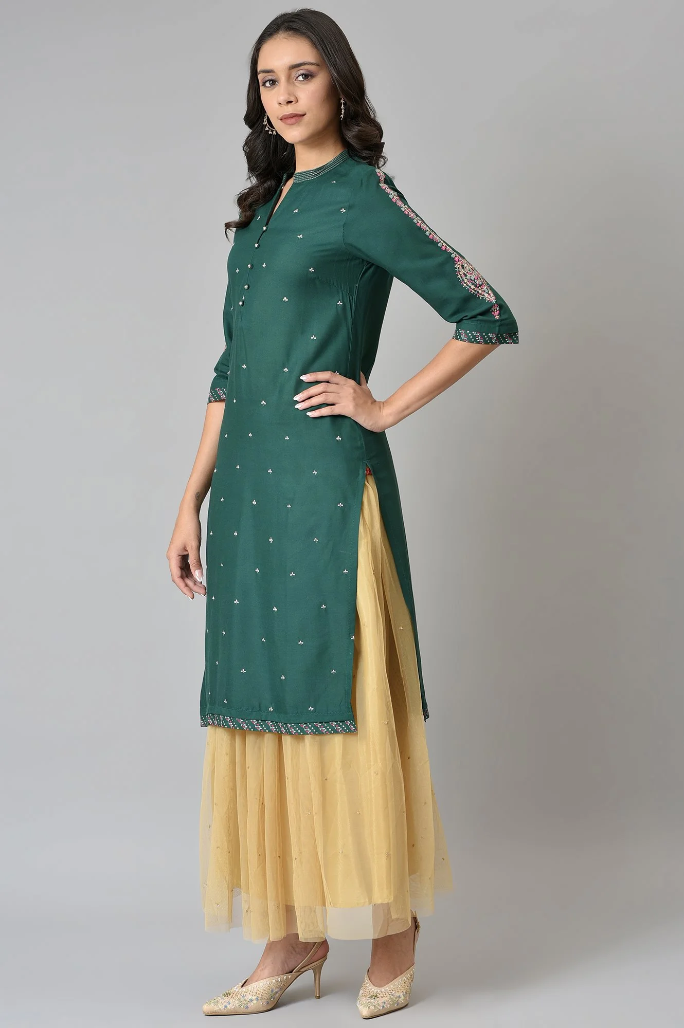 Green Metallic Embroidered Button Down kurta - Image 3