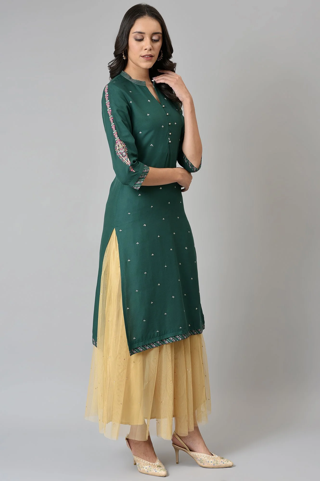 Green Metallic Embroidered Button Down kurta - Image 4