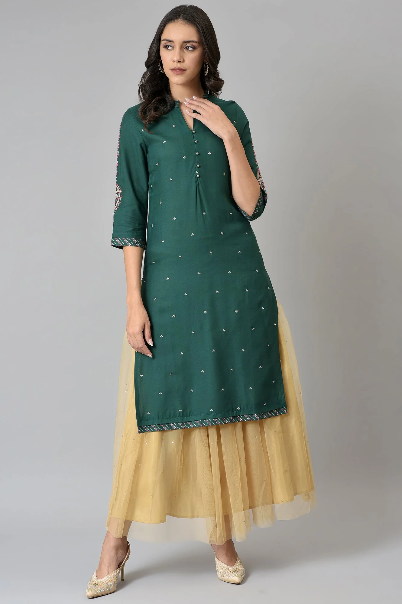 Green Metallic Embroidered Button Down kurta - Image 5