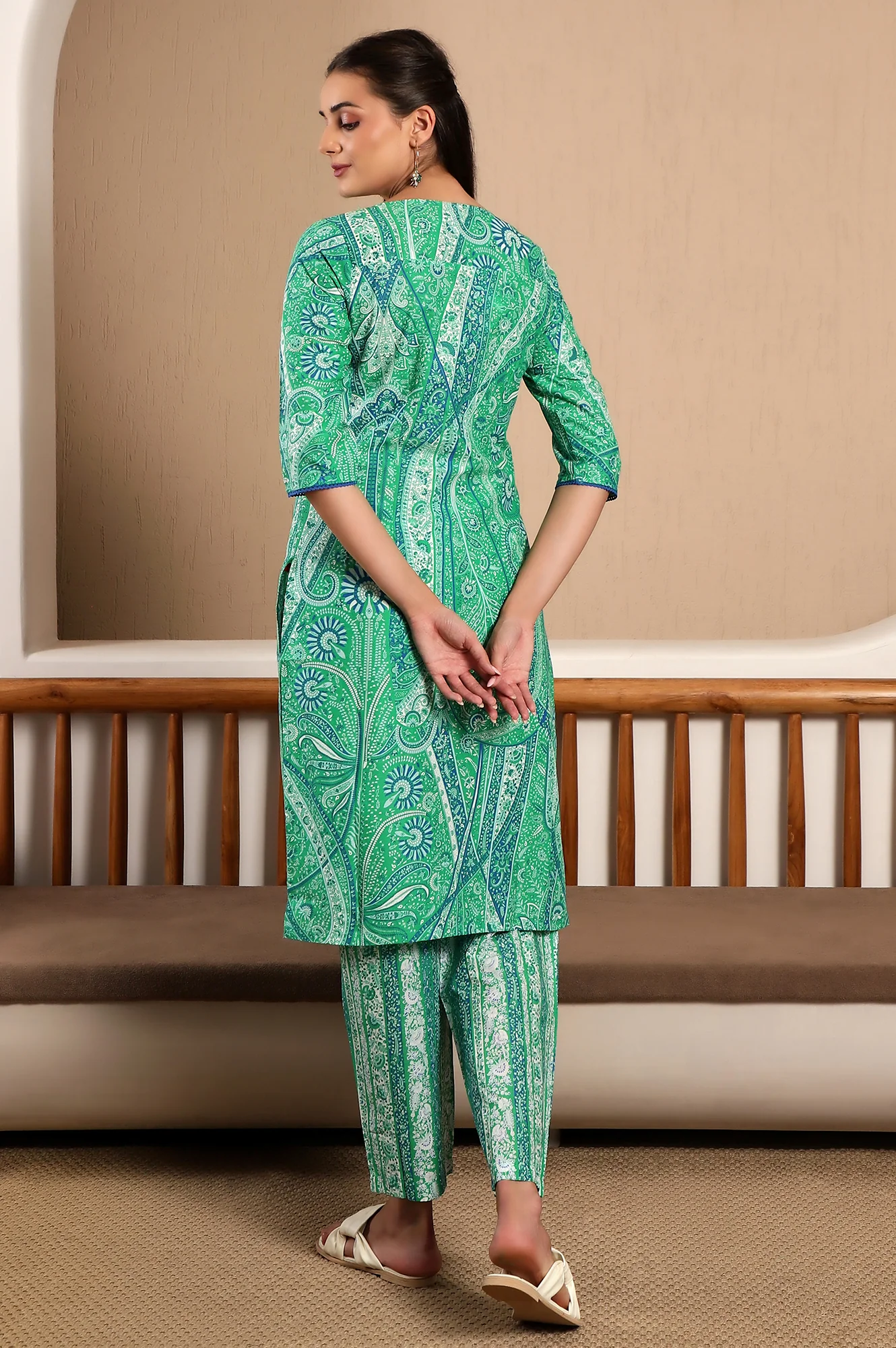 Green Paisley Print Pure Cotton Straight Kurta and Straight Pants Co-ord Set - Image 7