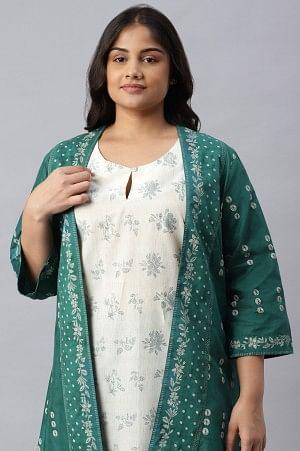 Green Plus Size Printed Gillet With Off-White kurta And Green Parallel Pants Set - Image 12