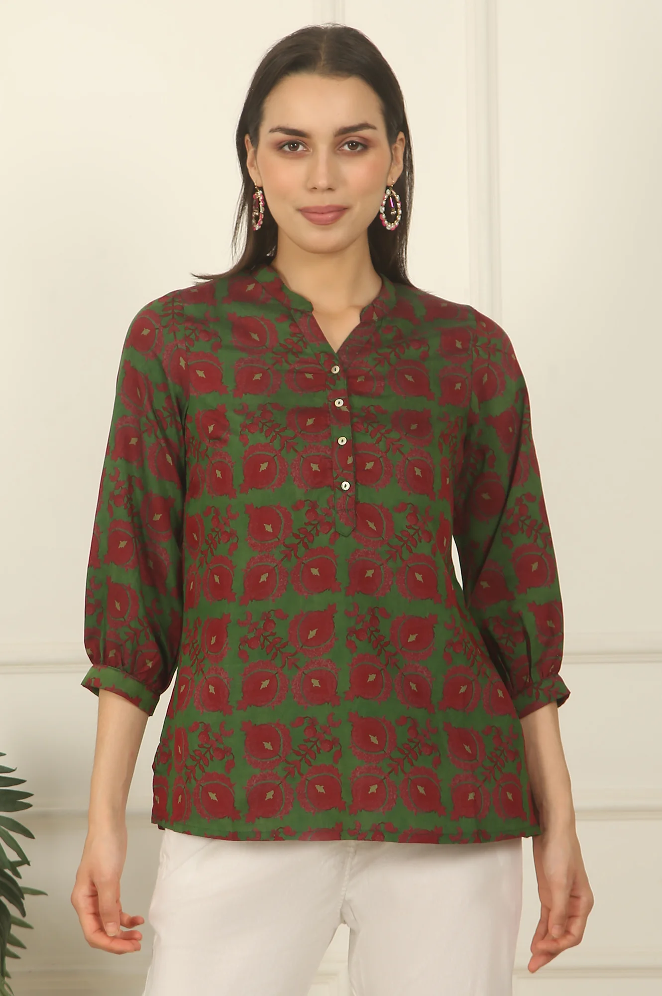 Green Printed Crepe Straight Top - Image 2