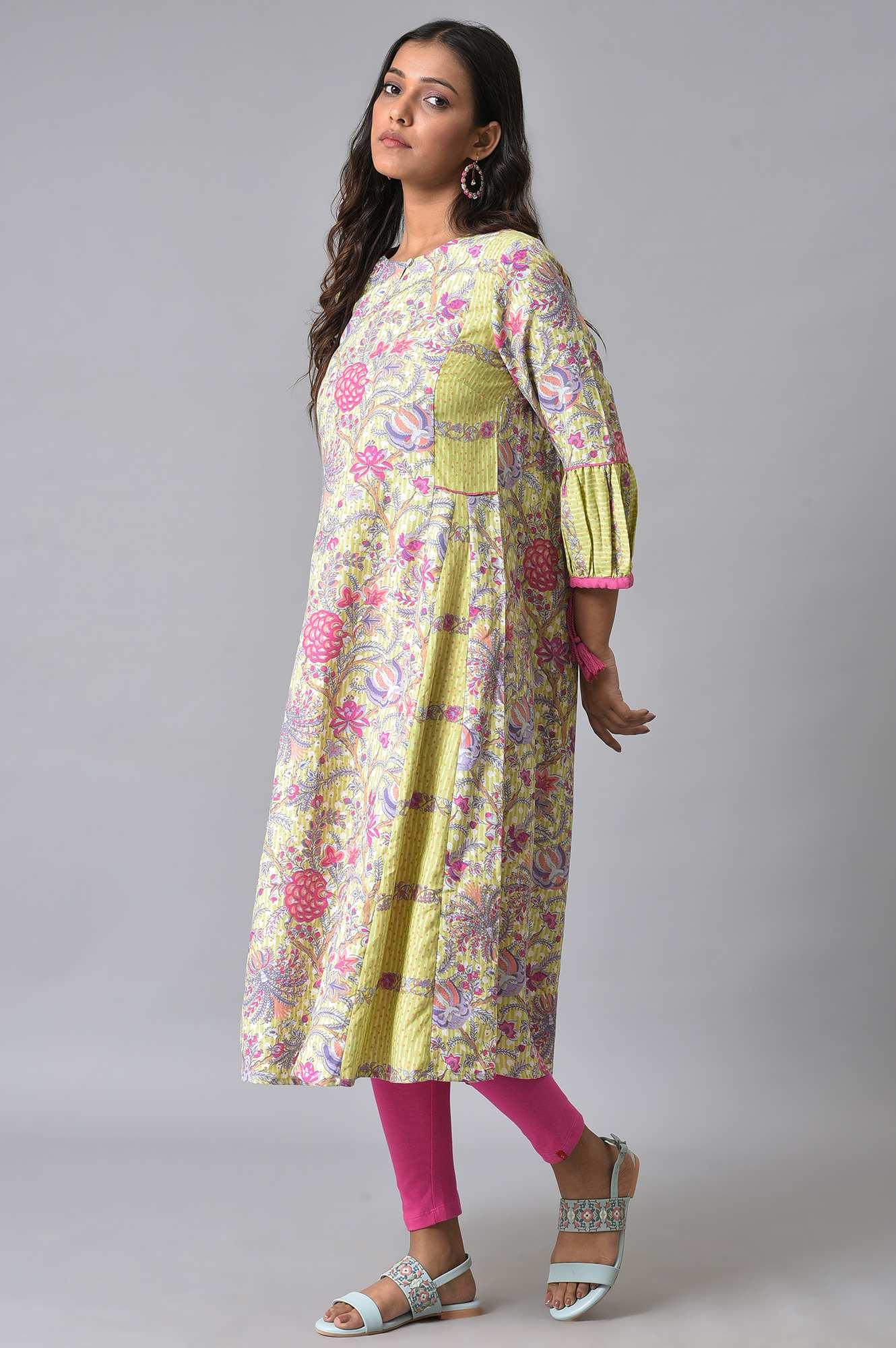 Green Printed Godget Summer Dress With Pink Tights - Image 3
