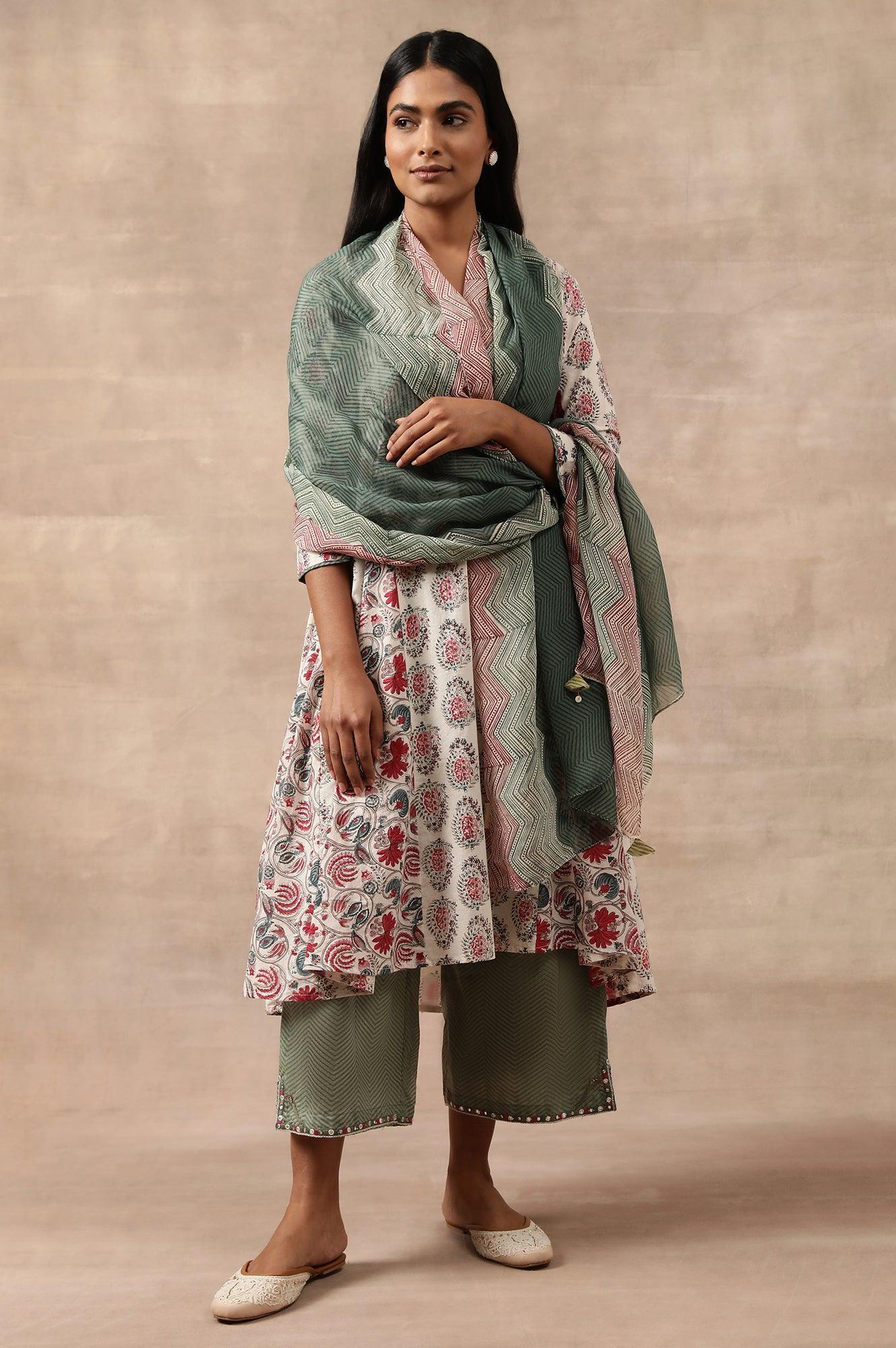 Green Printed Organza Drape