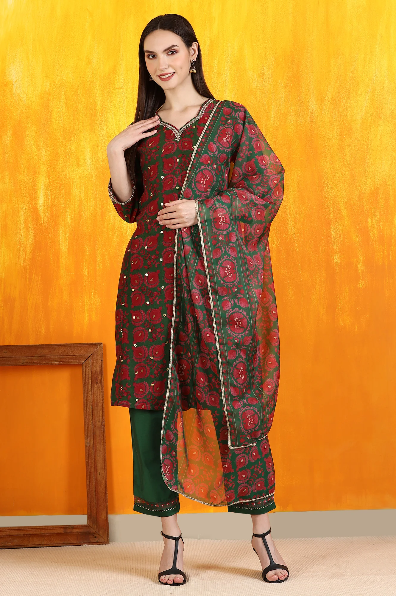 Green Printed Zari Embroidered Straight Kurta with Pants and Organza Dupatta - Image 3